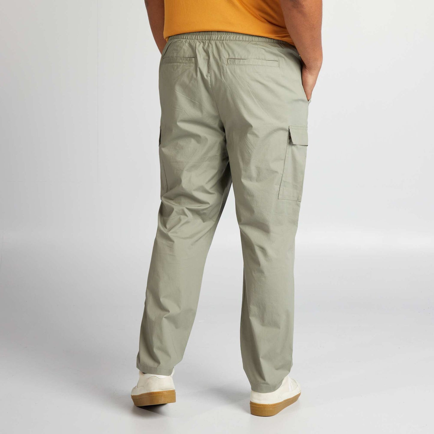 Pantalon avec poches sur les côtés Vert