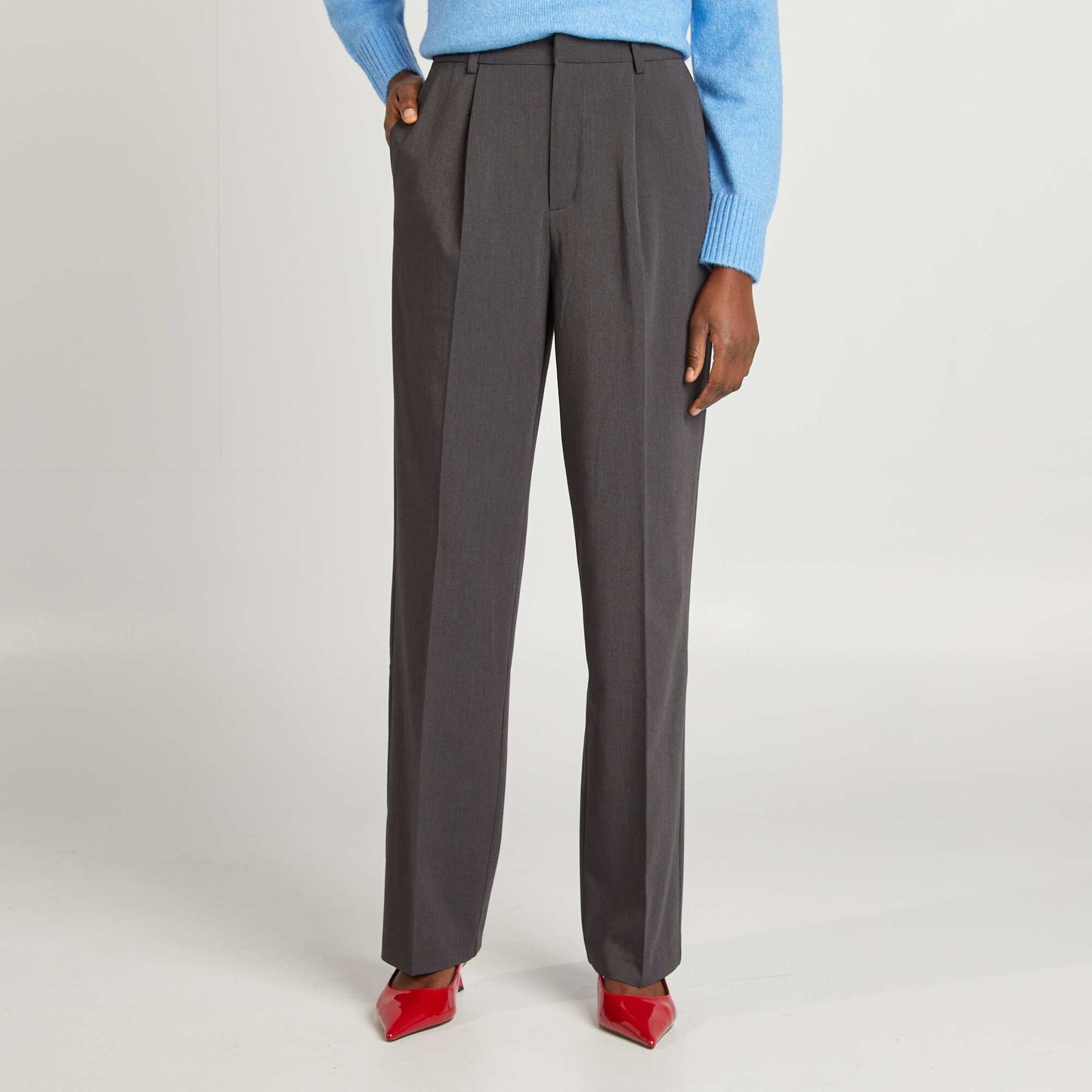 Pantalon tailleur Gris