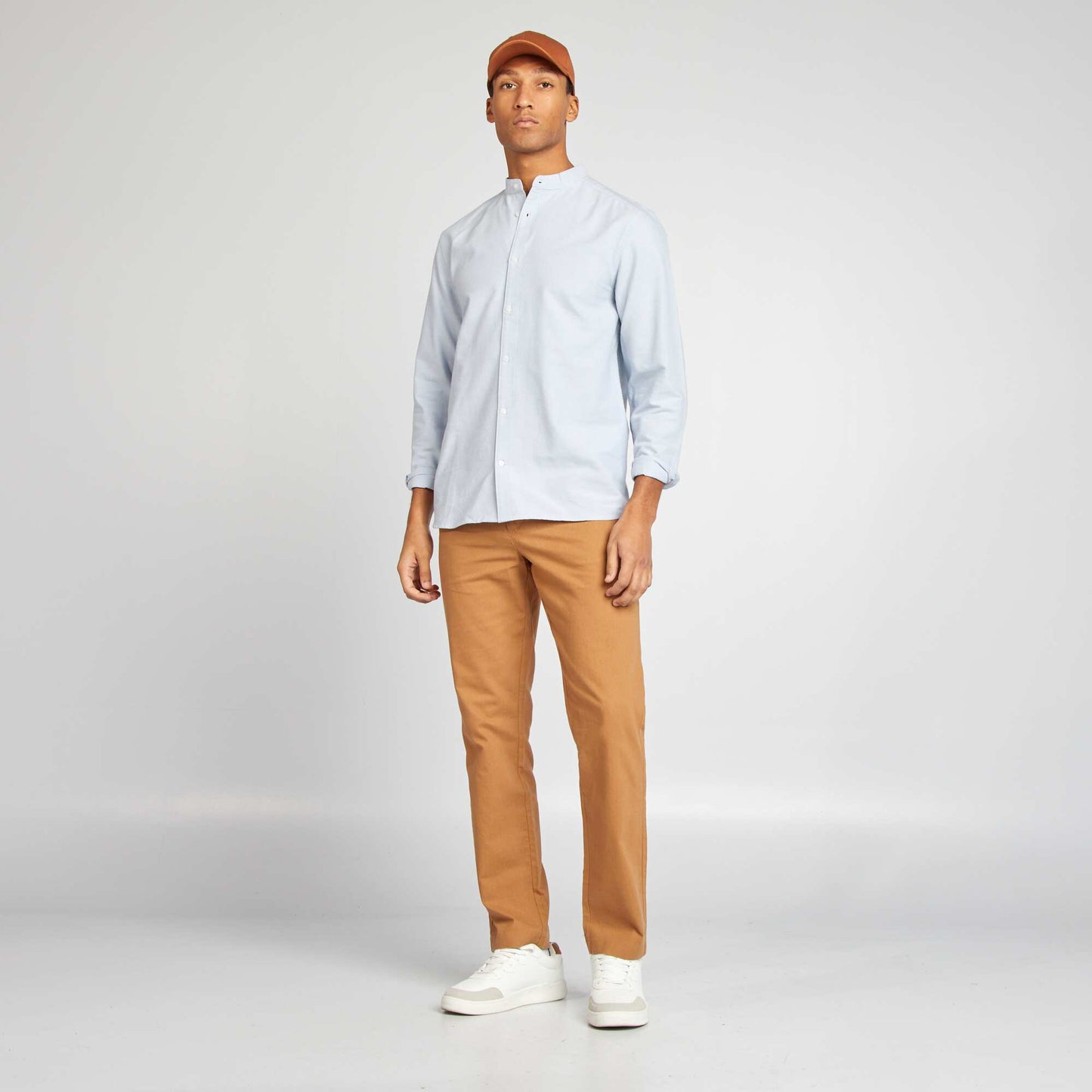 Chino coupe ajustée / slim fit Beige