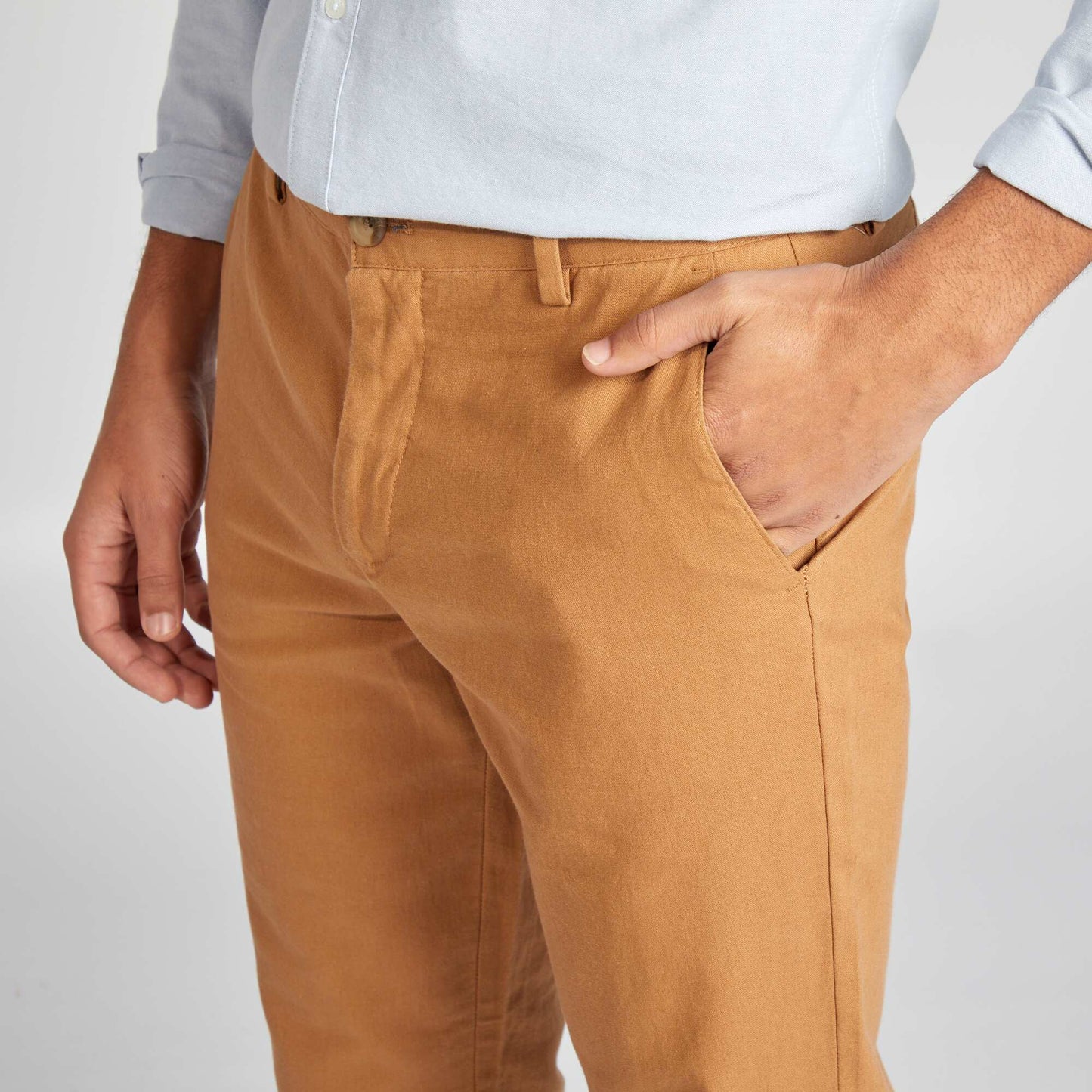 Chino coupe ajustée / slim fit Beige