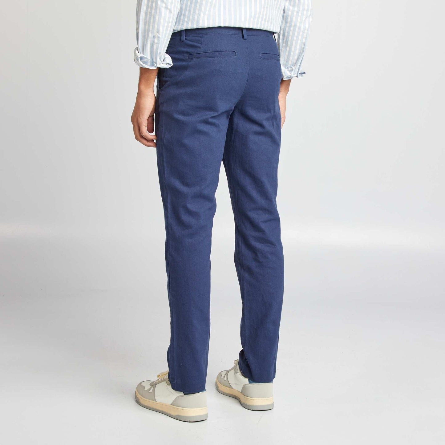 Chino coupe ajustée / slim fit Noir