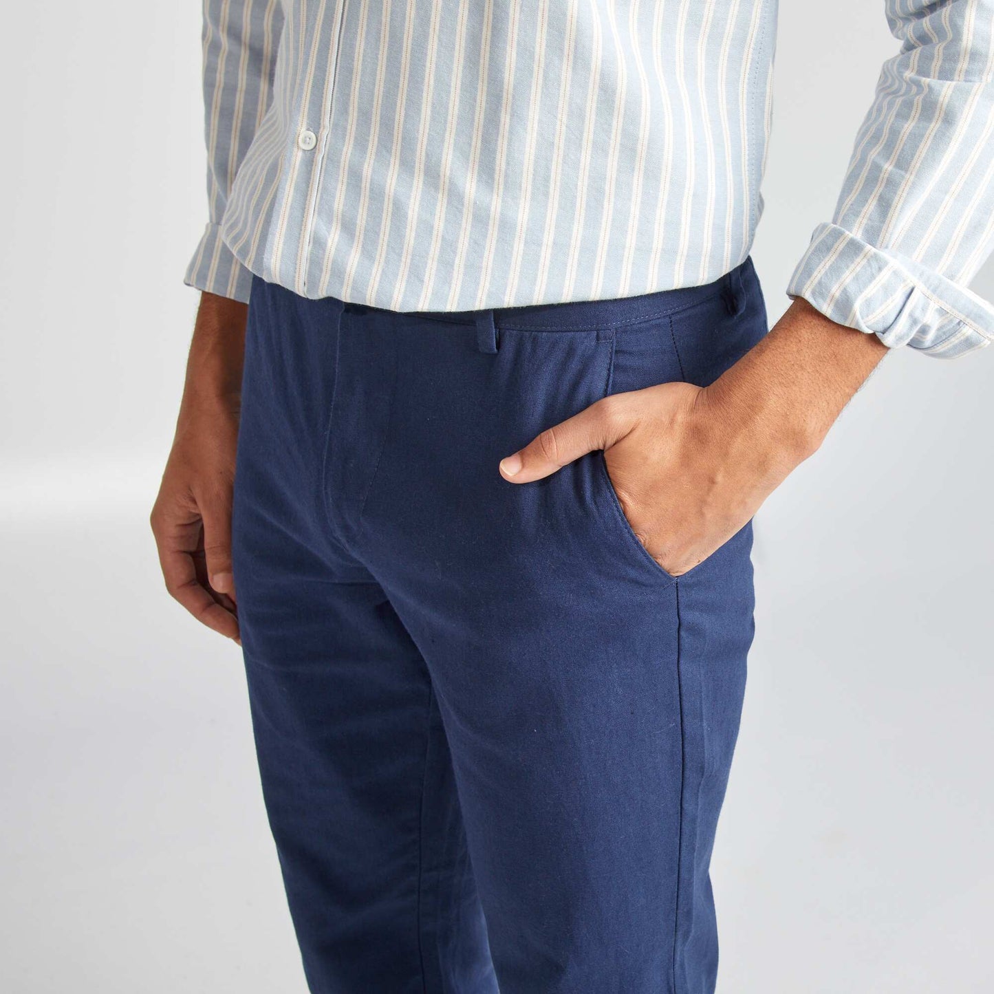 Chino coupe ajustée / slim fit Noir