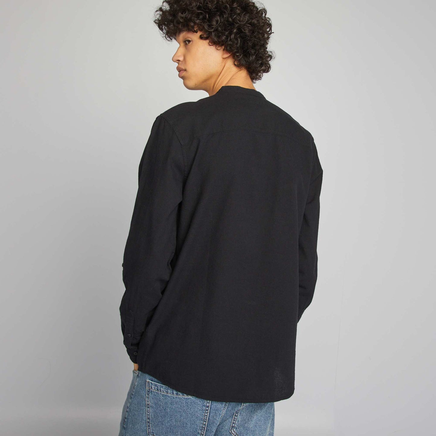 Chemise unie col tunisien NOIR