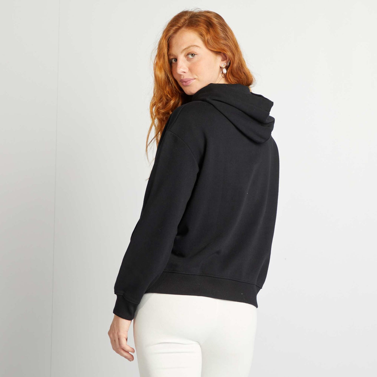 Sweat à capuche uni NOIR
