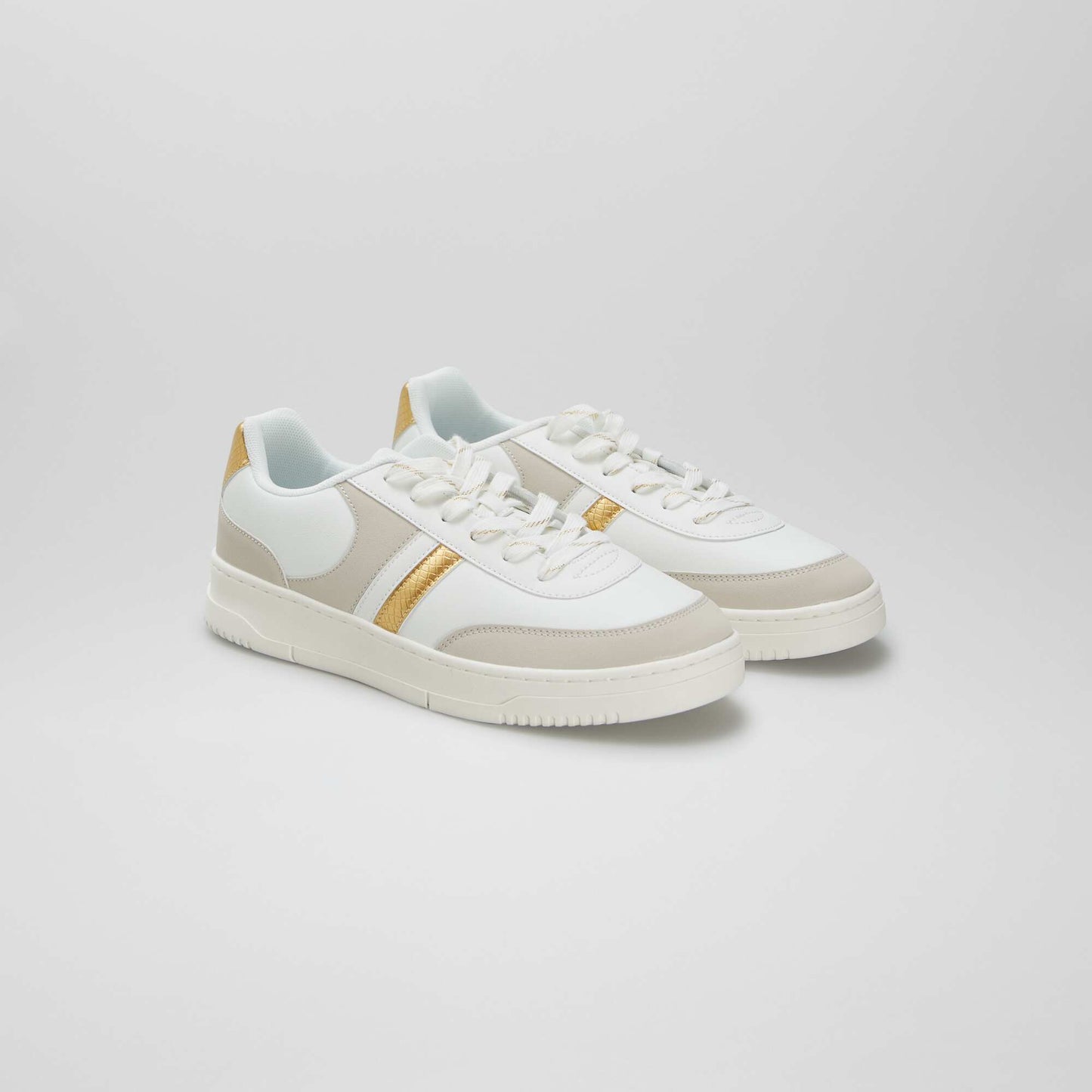 Basket basses en simili BLANC
