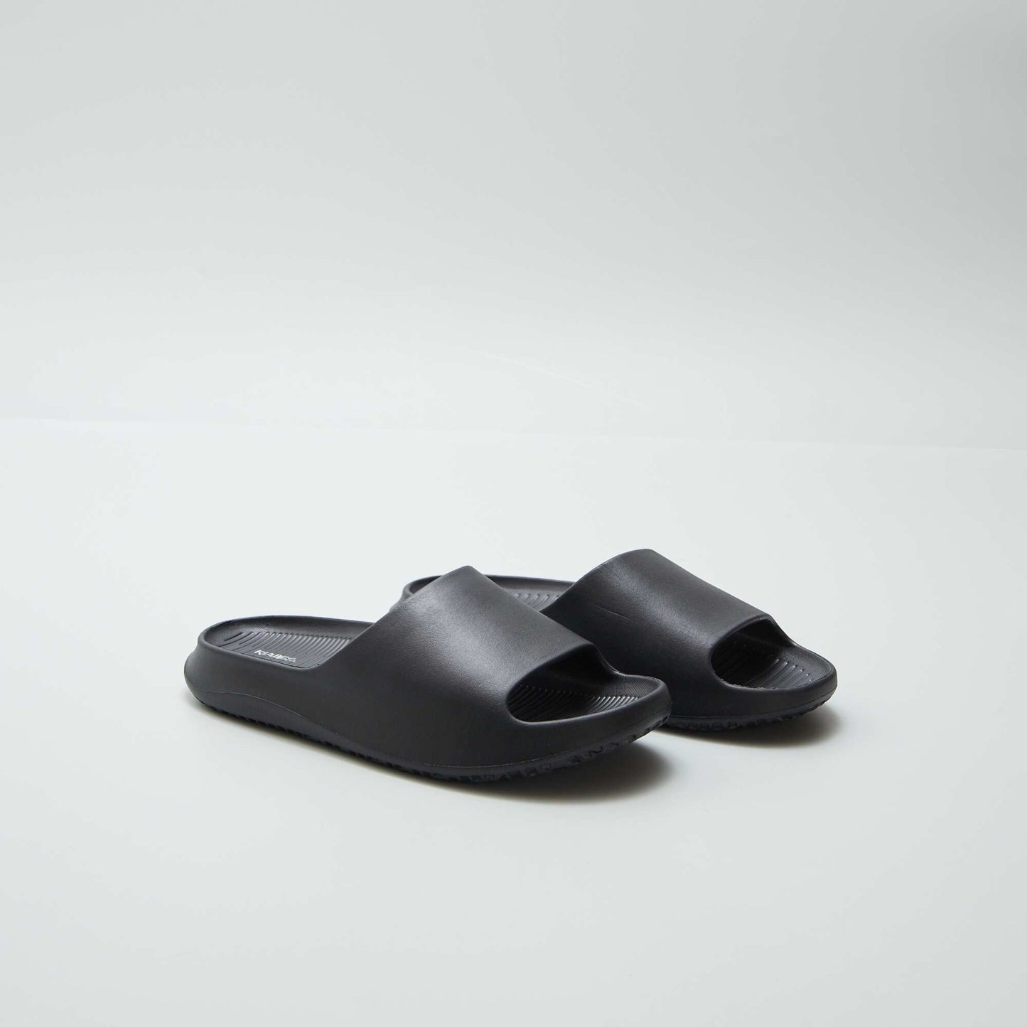Mules piscine monobloc NOIR