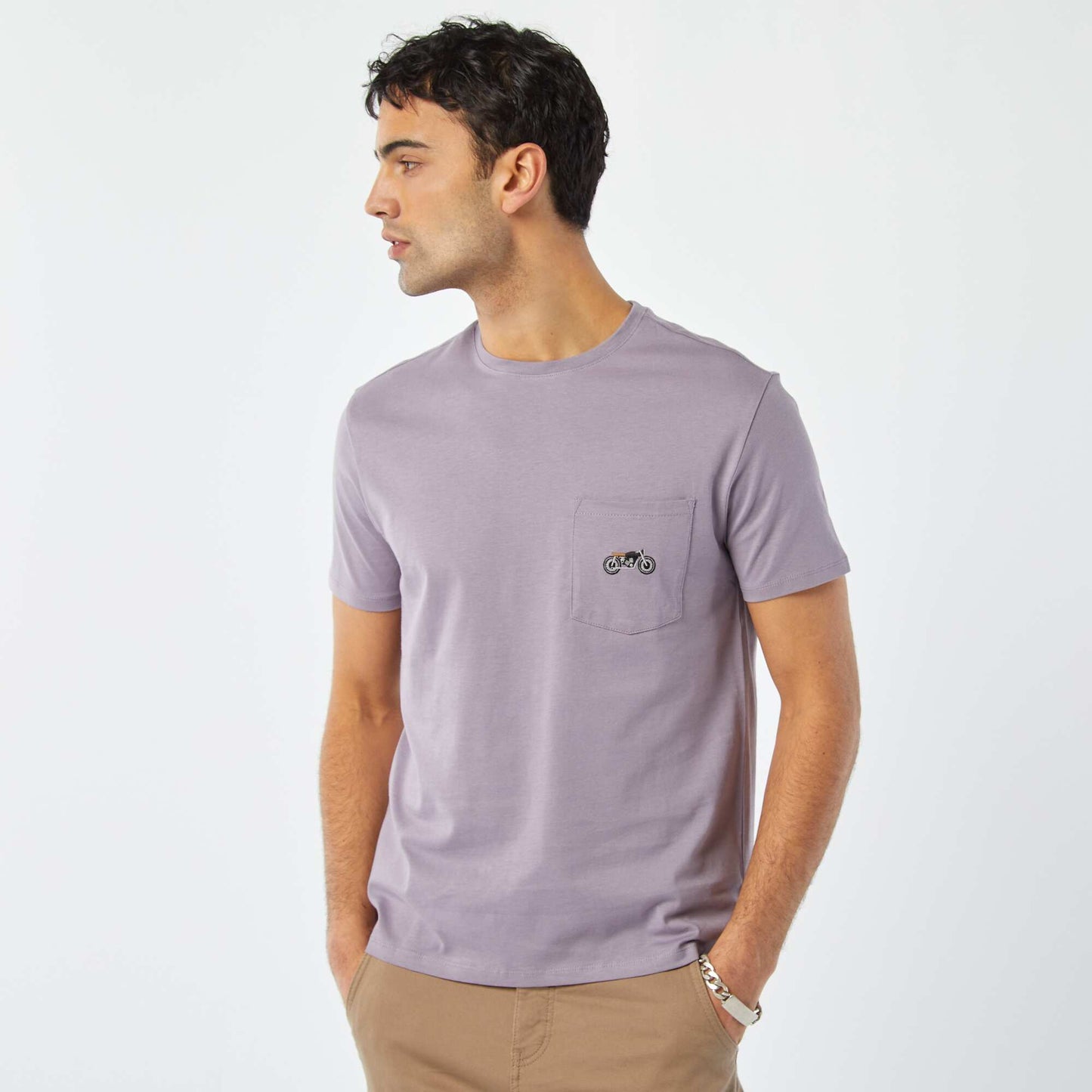 T-shirt manches courtes avec poche poitrine et broderie VIOLET