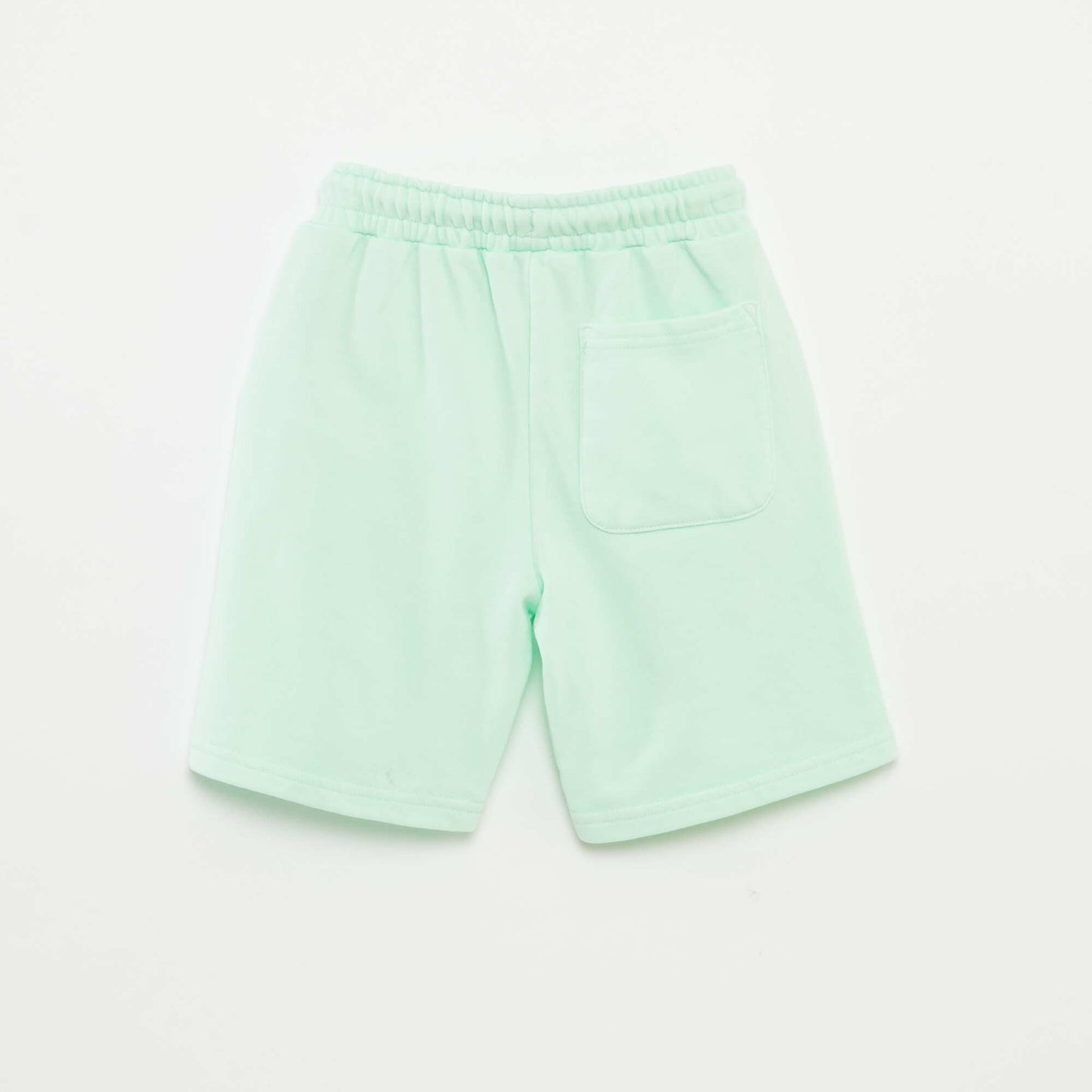 Short à grandes poches VERT