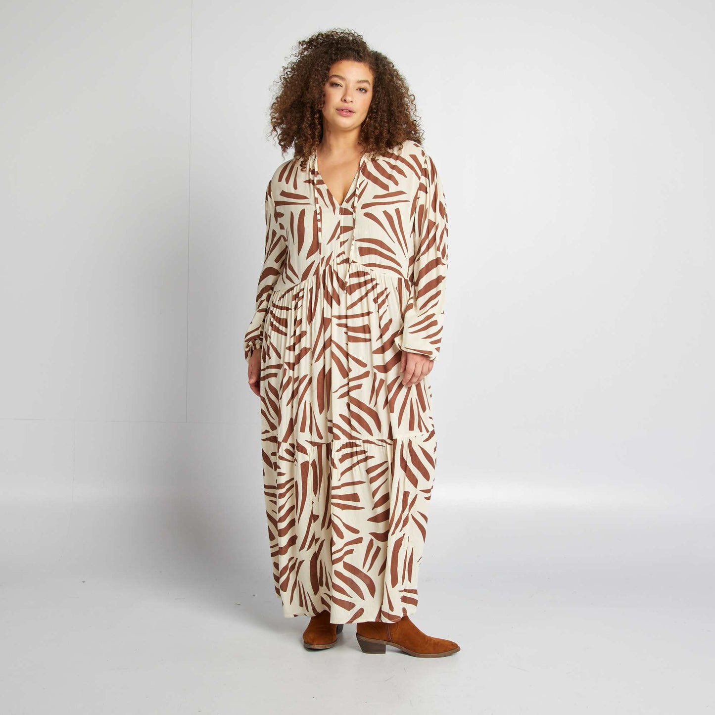 Robe longue à motif BEIGE