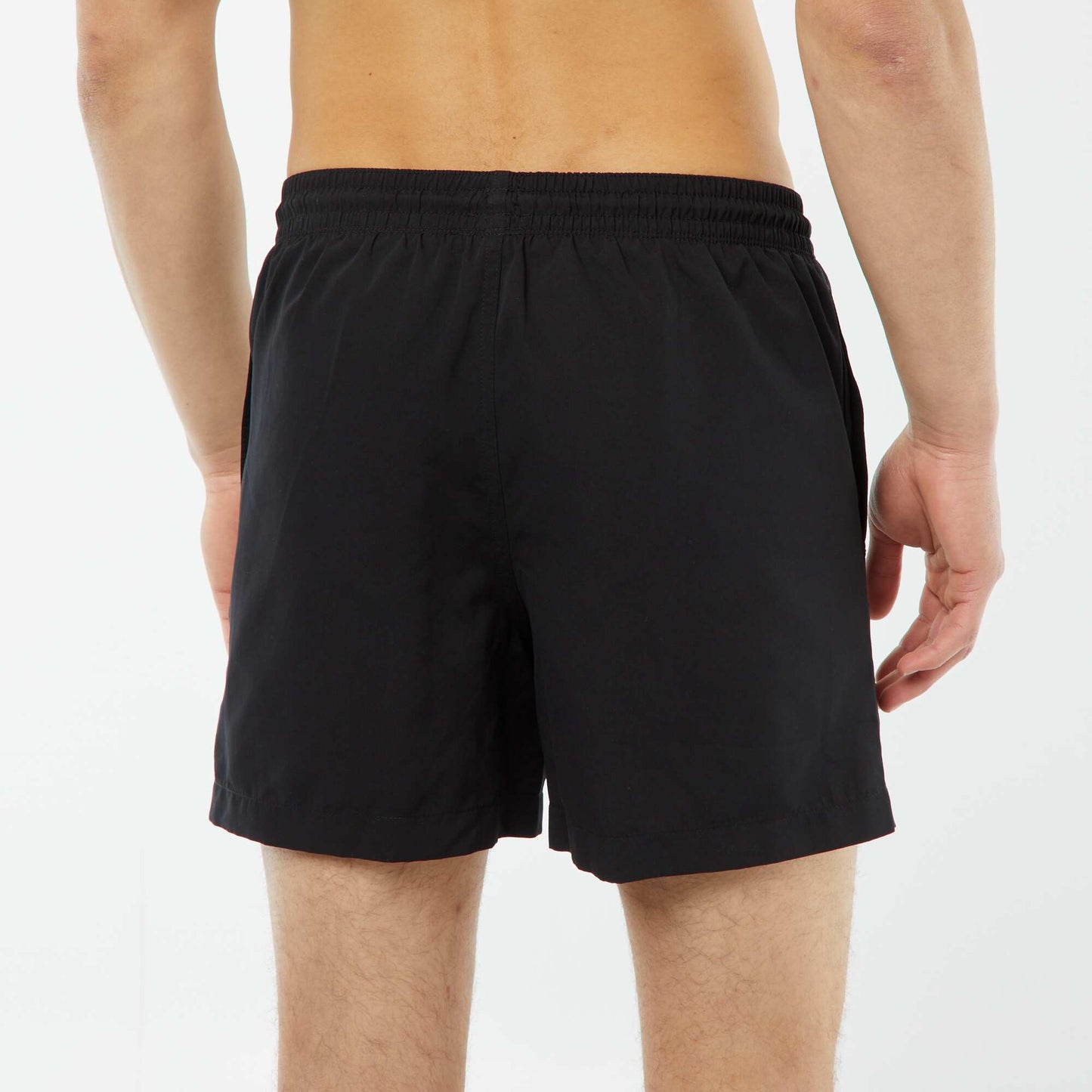 Short de bain uni avec cordons NOIR