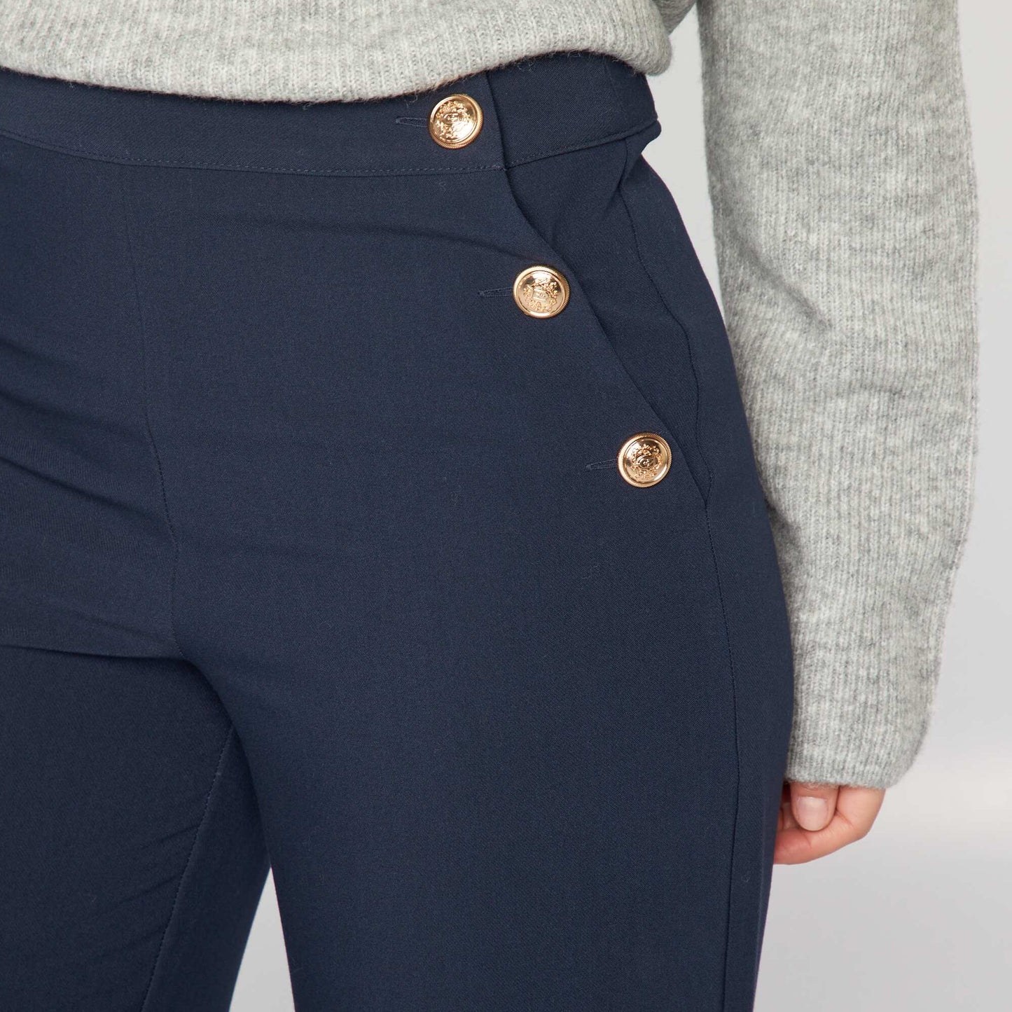 Pantalon large avec boutons dorés Bleu