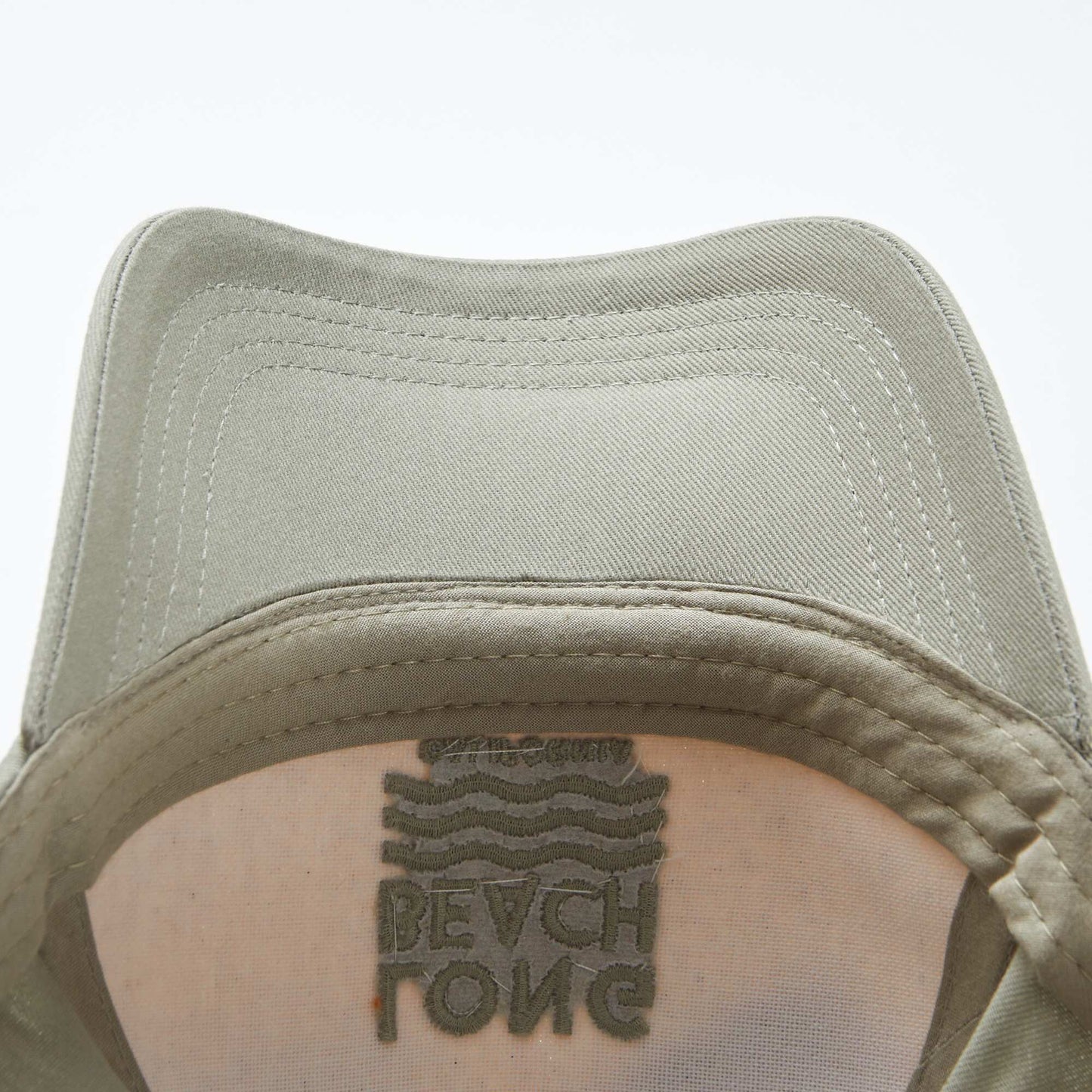 Casquette en toile avec broderies VERT