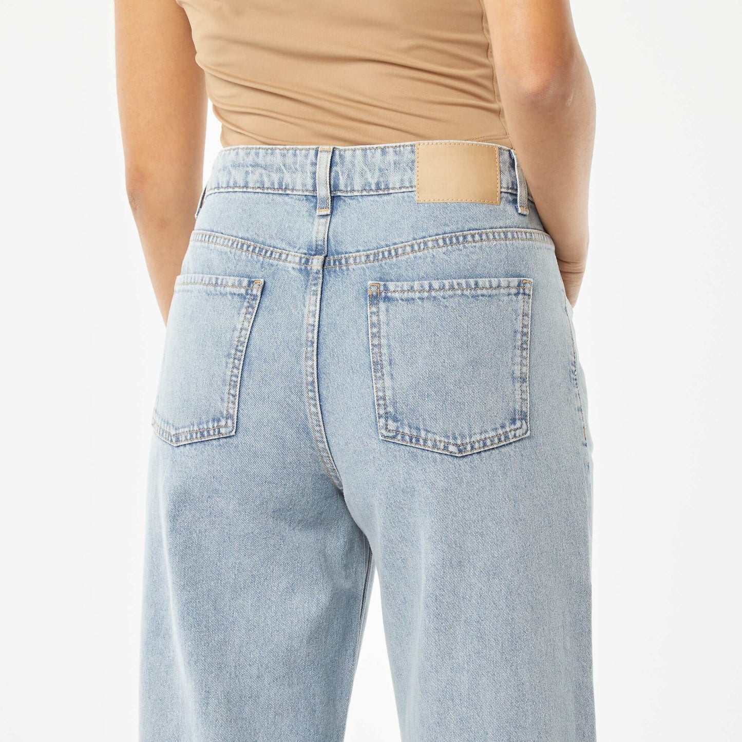 Jean large BLEU