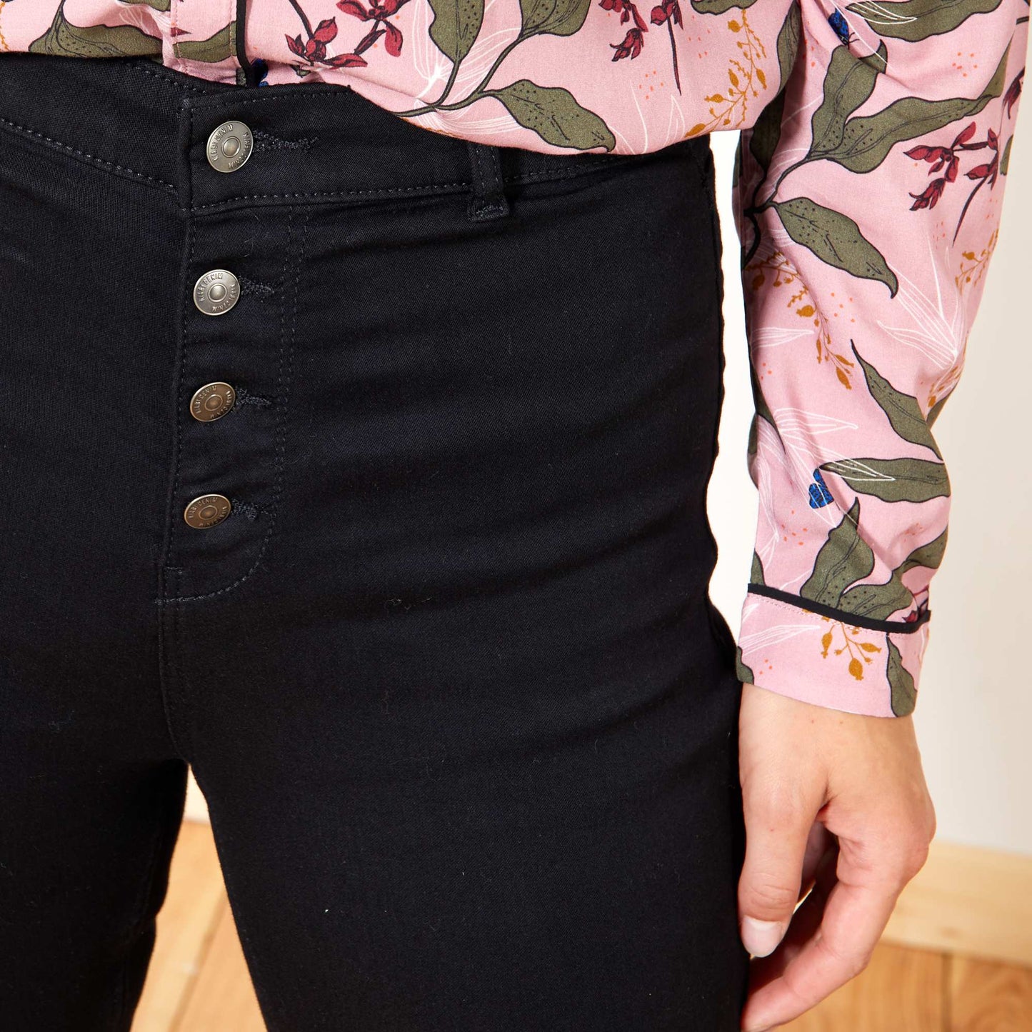 Jean skinny effet galbant Noir