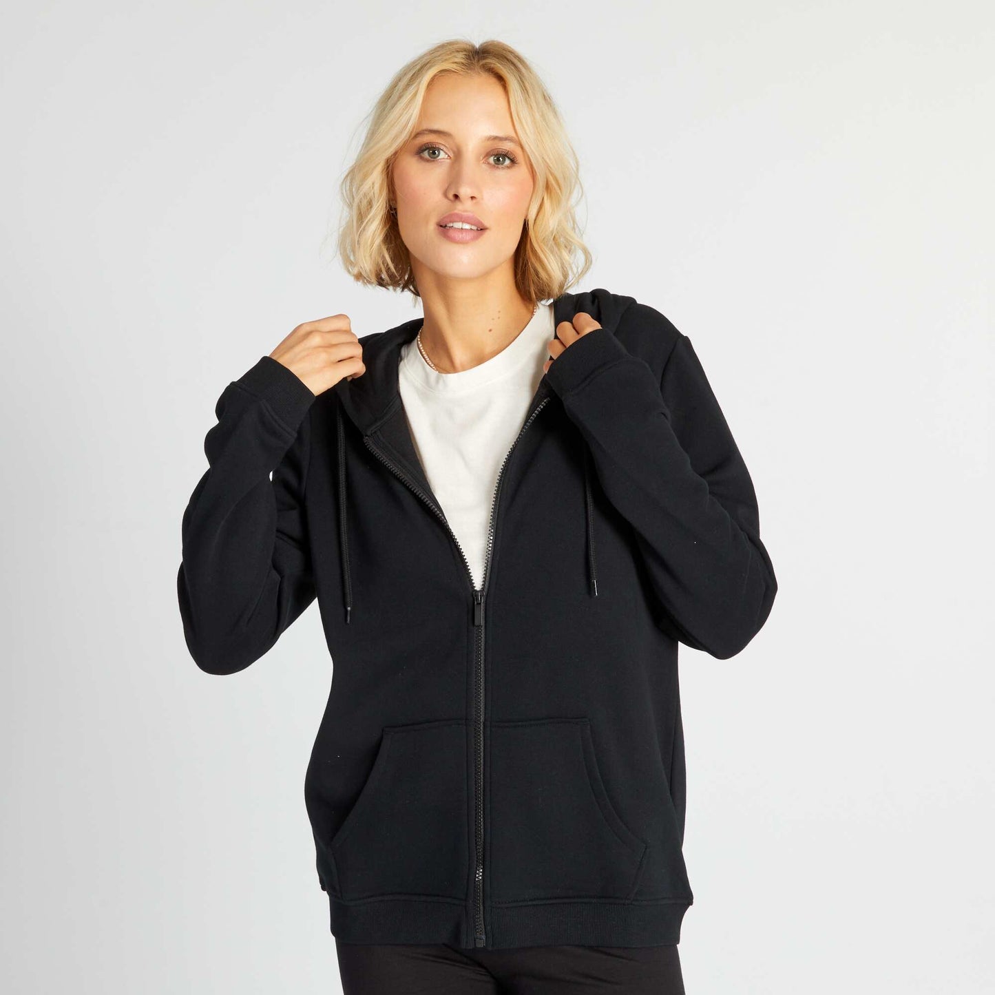 Sweat zippé à capuche noir