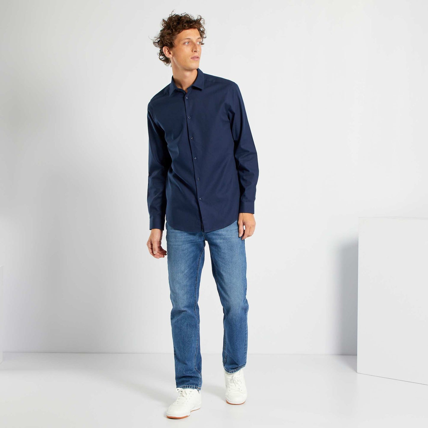 Chemise droite unie bleu noir