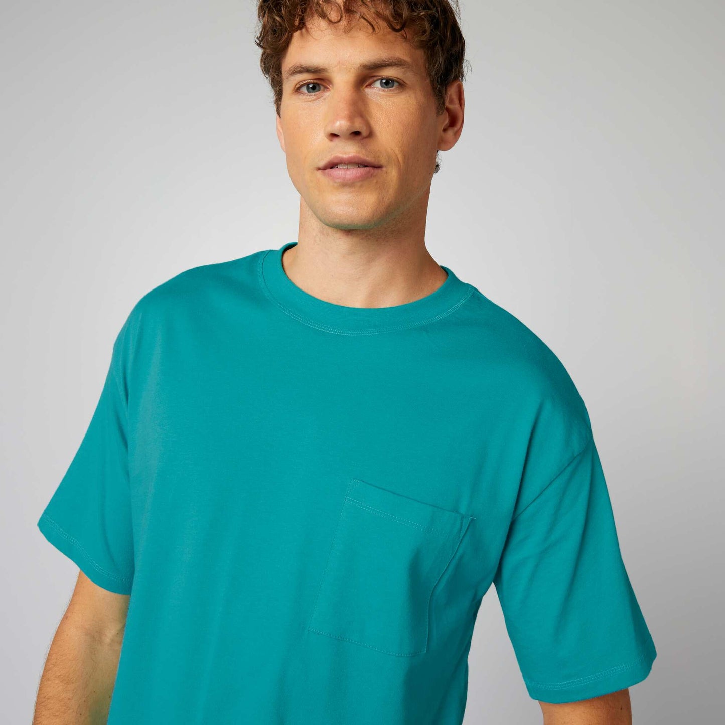 Tee-shirt uni coupe large bleu baltique