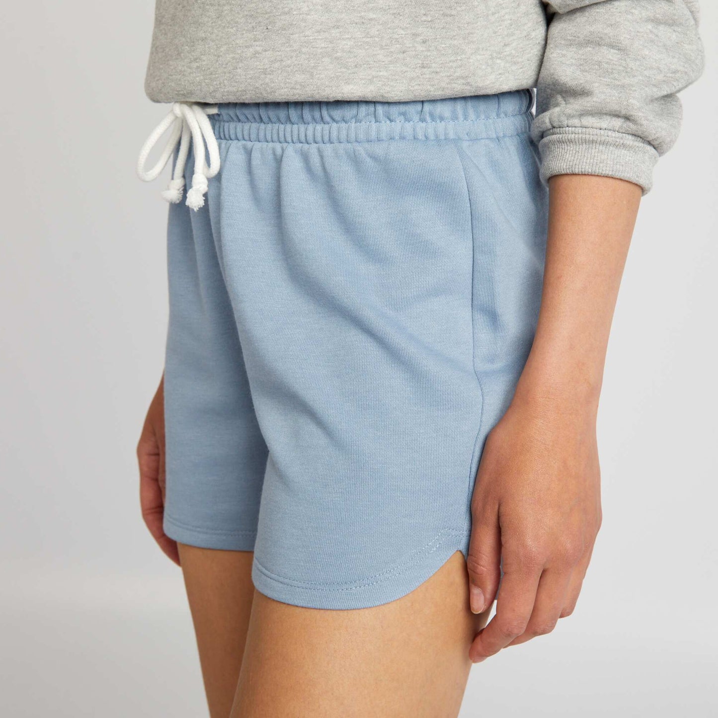 Short de sport Bleu