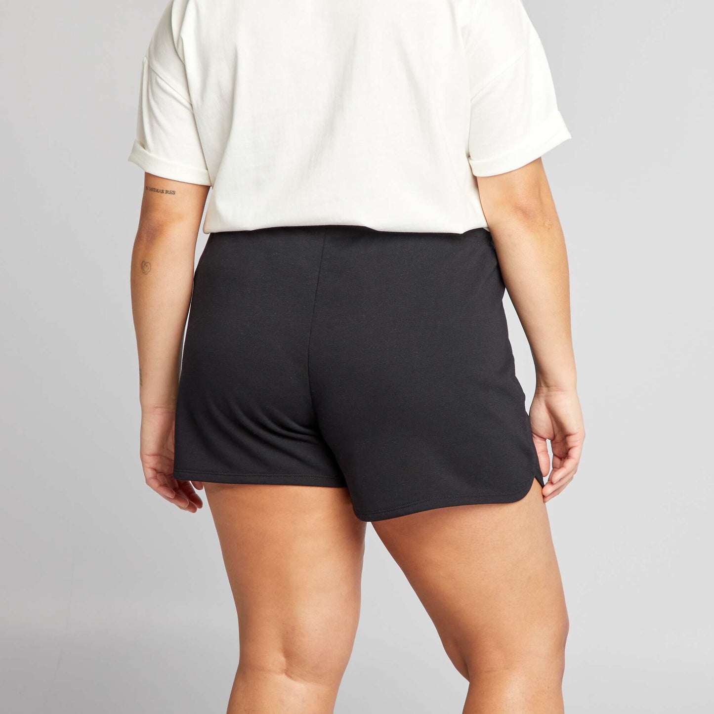 Short de sport chiné en french terry noir