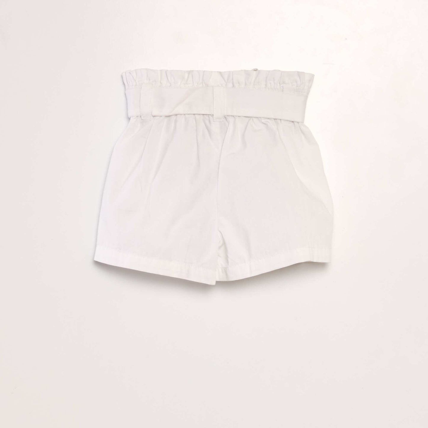 Short ceinturé en popeline blanc