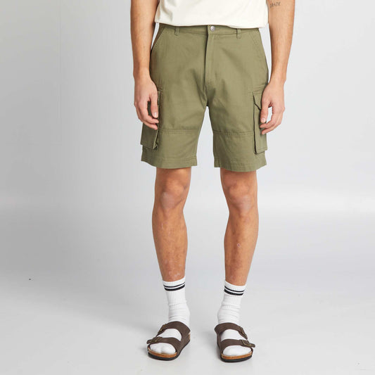 Short chino avec poches sur les côtés Vert