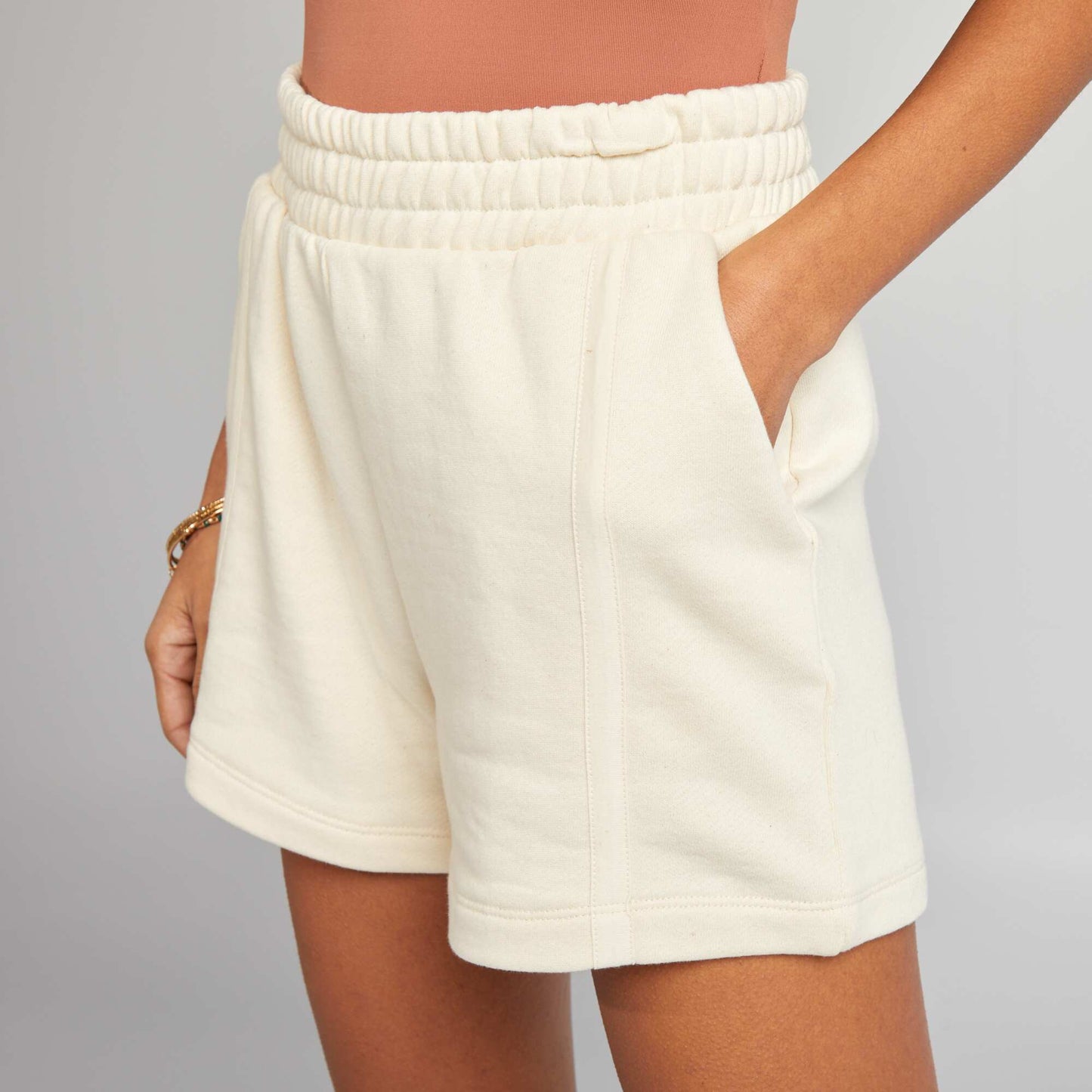 Short court en french terry Blanc