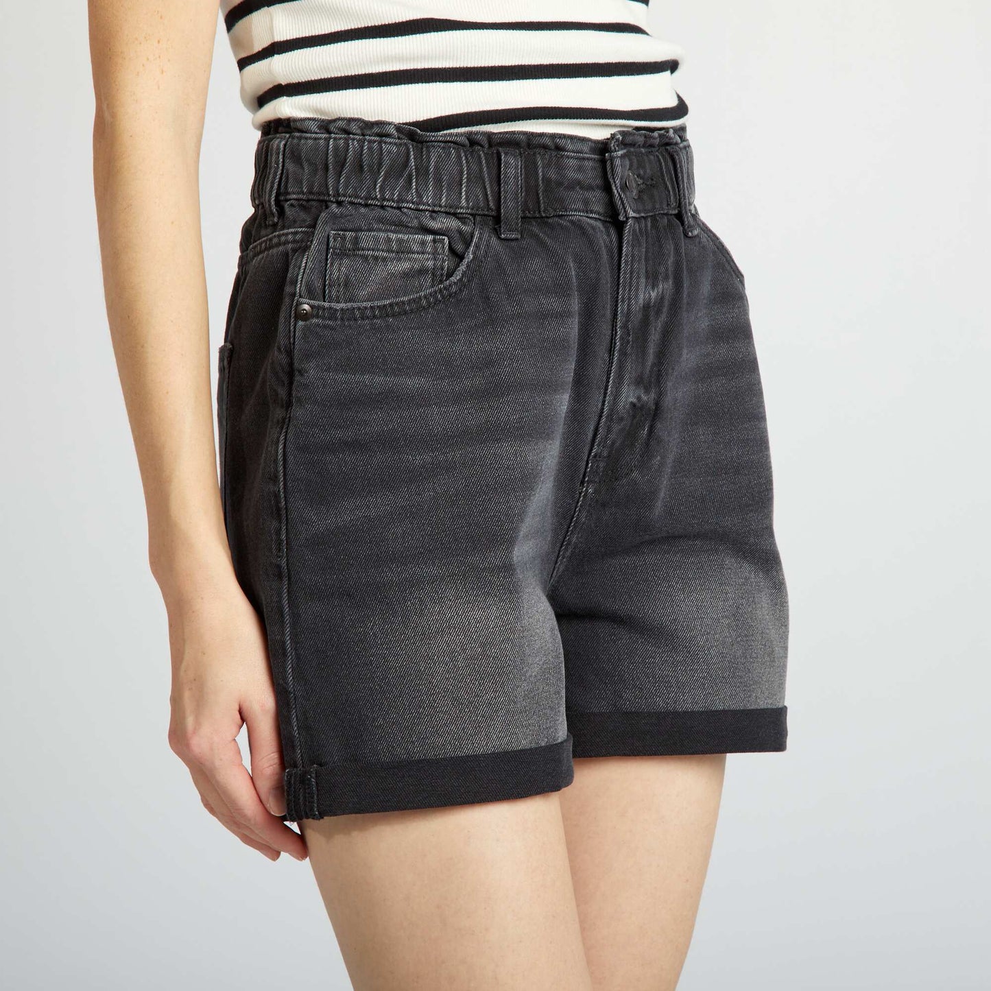 Short en jean Noir