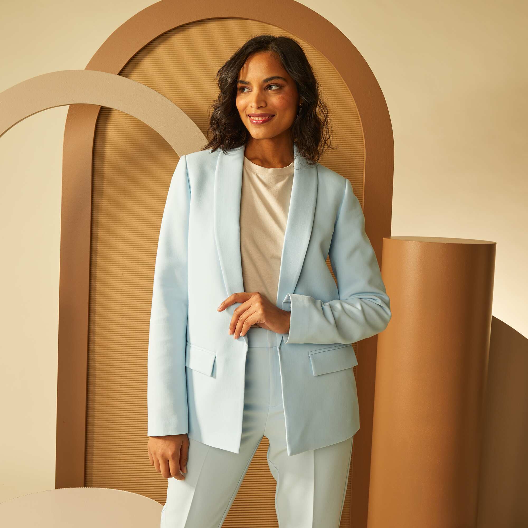 Blouson/doudoune Femme Couleur Framboise - Taille 42 - En Polyester - Très Bon état D'occasion