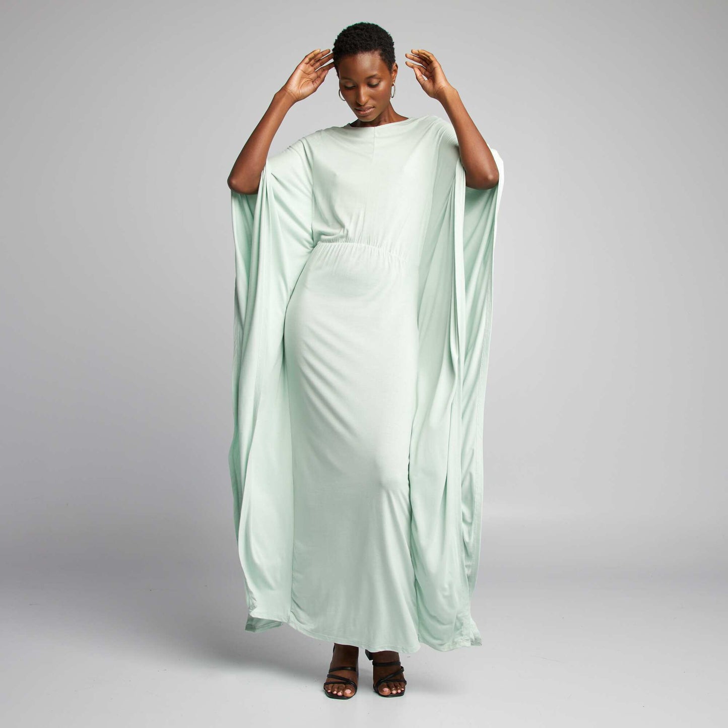 Robe fluide avec manches papillon Vert clair