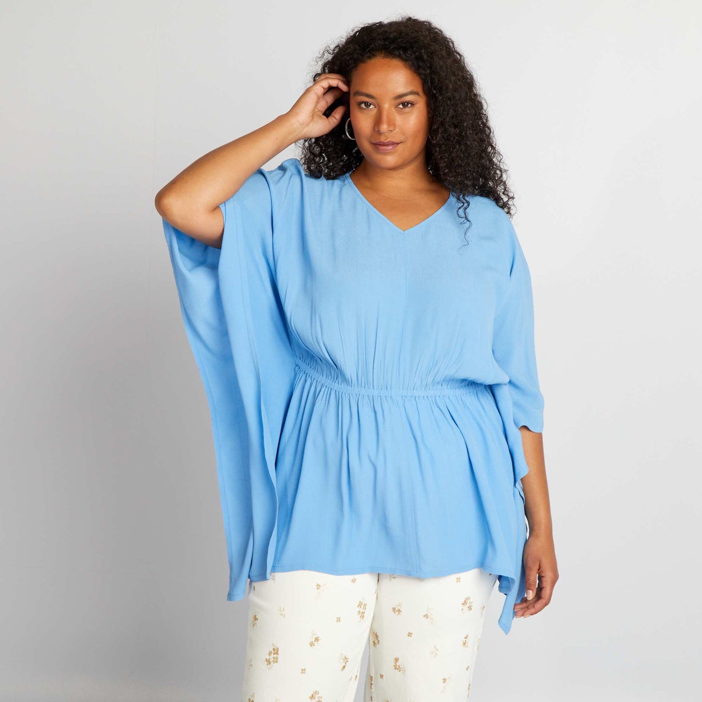 Blouse fluide avec manches papillon Bleu