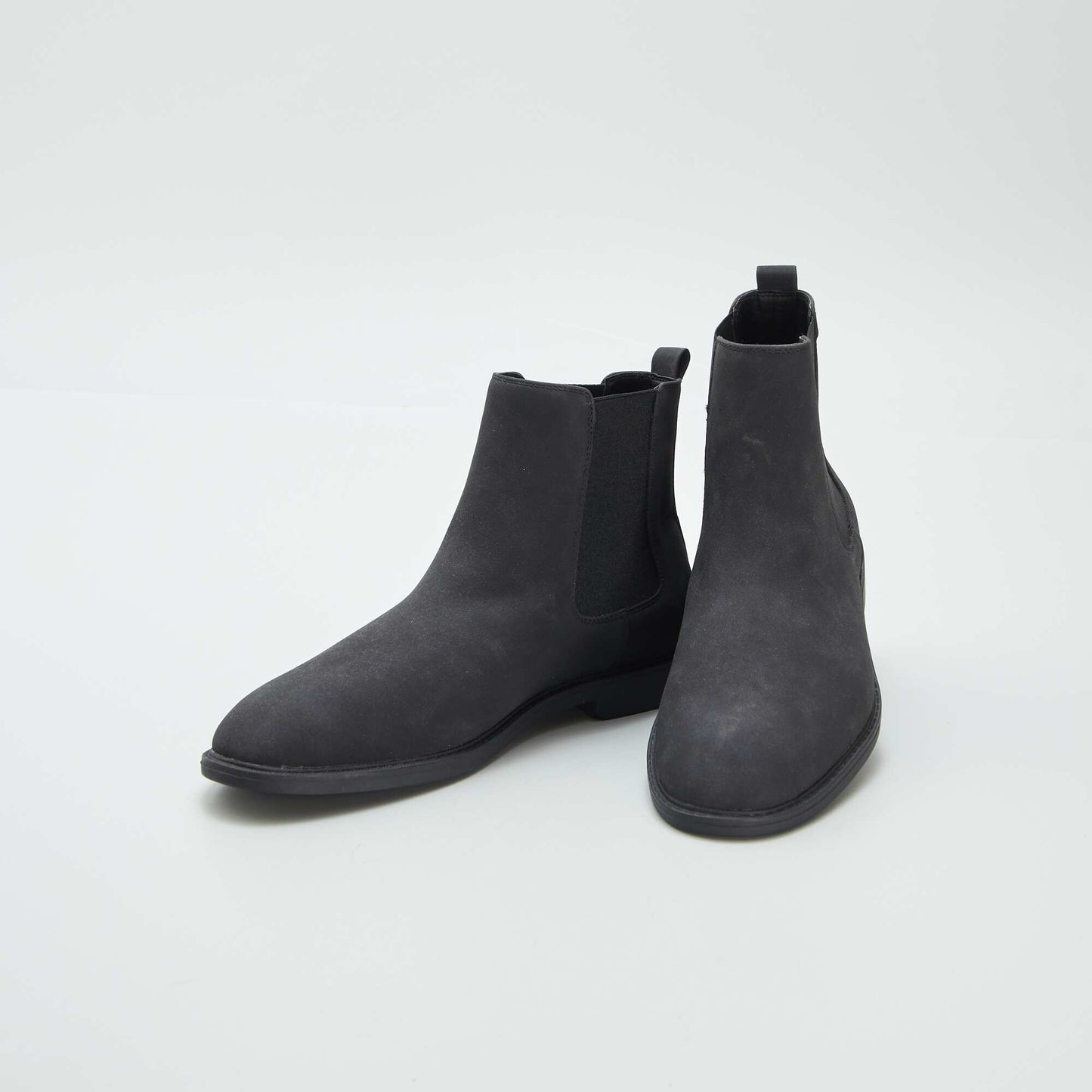 Boots modèle Chelsea noir