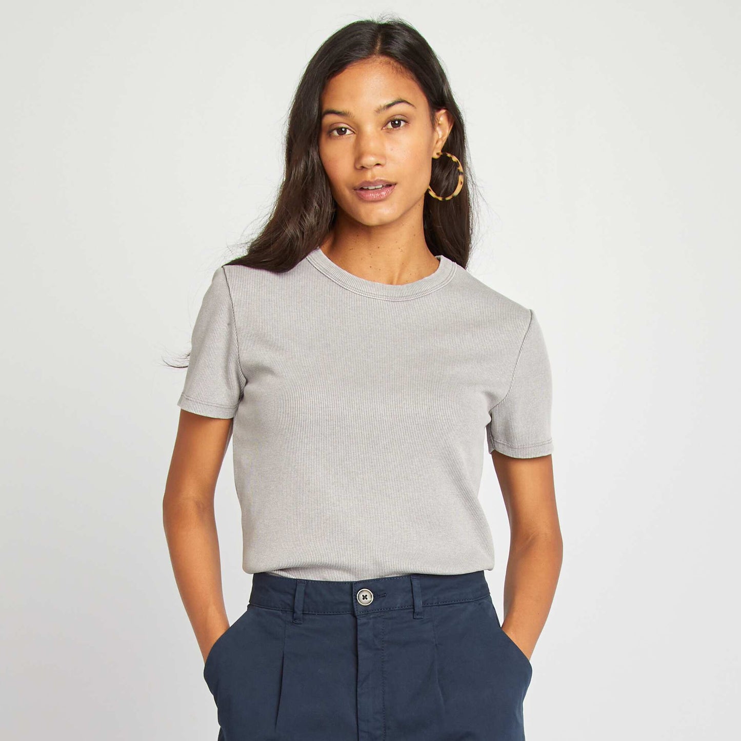 T-shirt cropped côtelé Gris