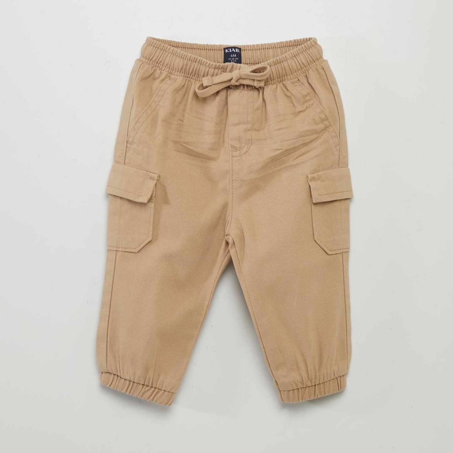 Pantalon jogger avec poches à rabat Beige