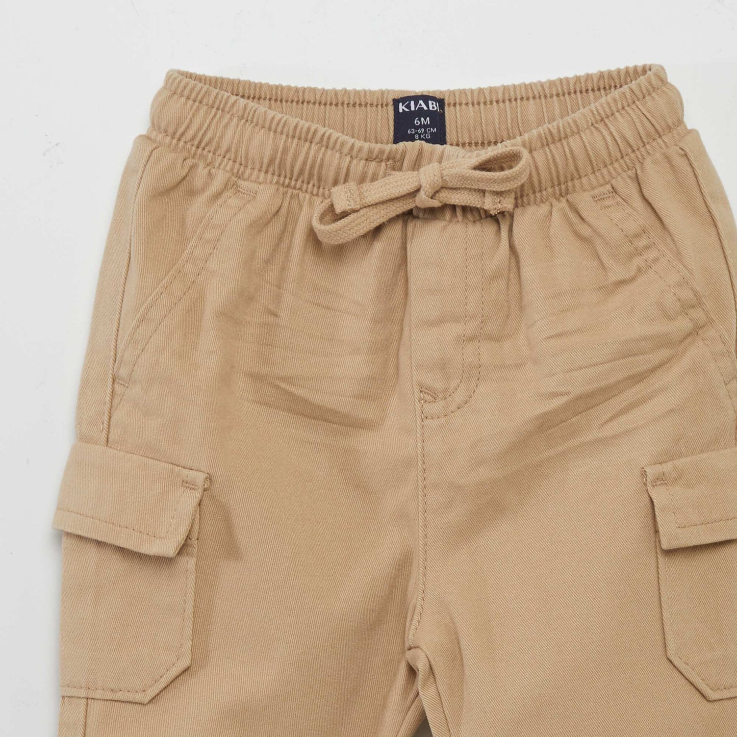 Pantalon jogger avec poches à rabat Beige