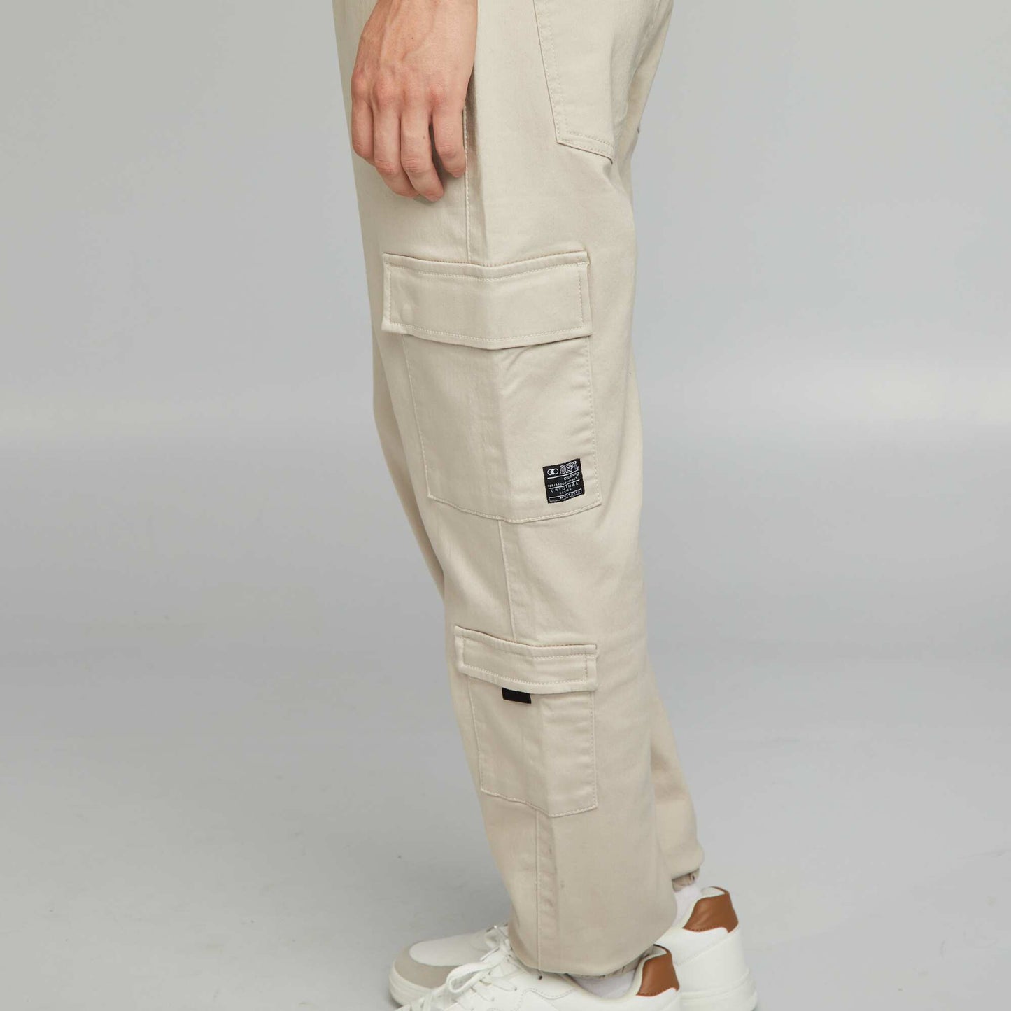 Pantalon multipoche Gris