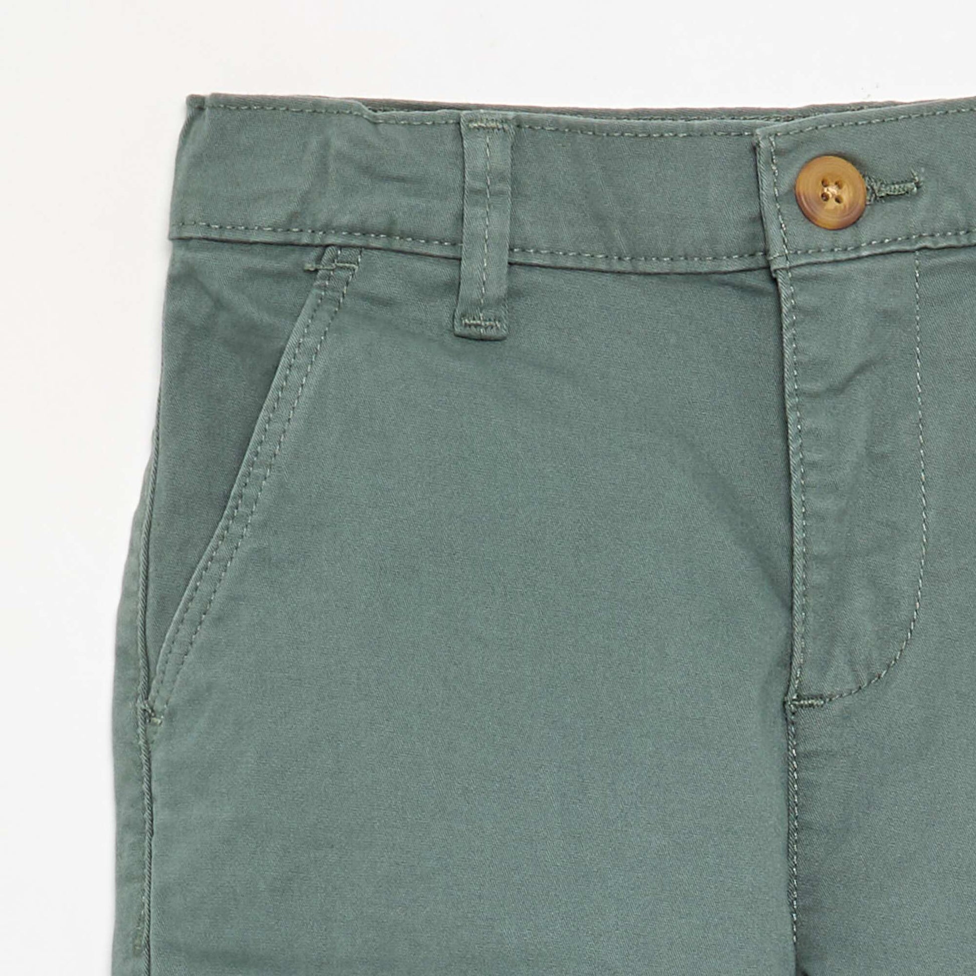 Pantalon chino slim VERT