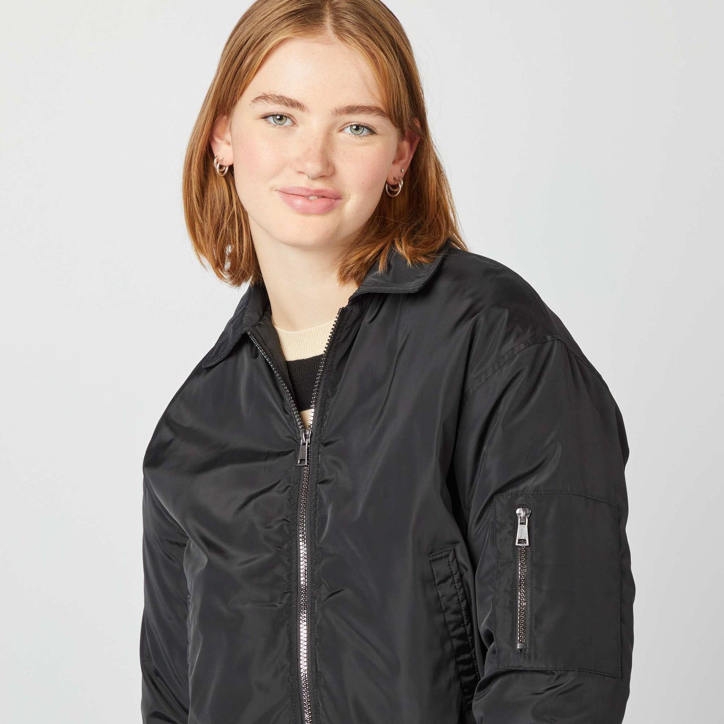 Blouson satiné noir