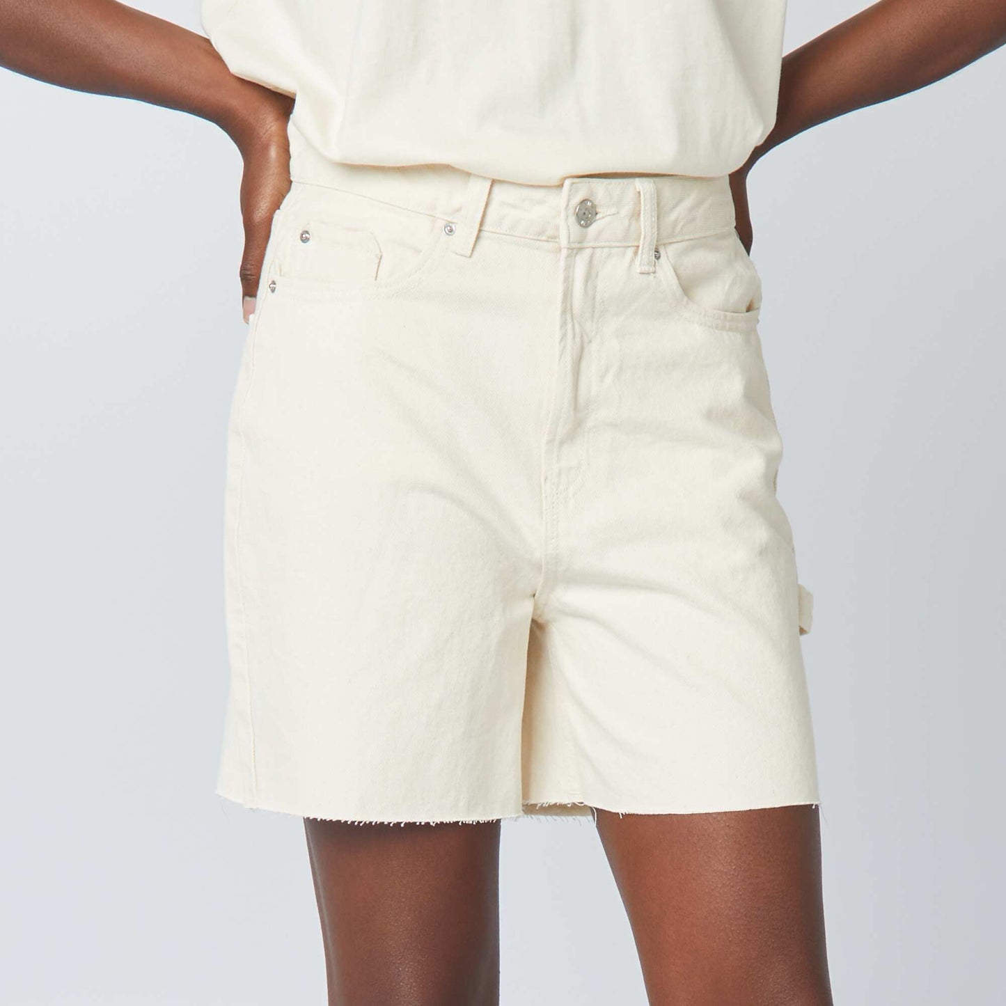 Short mi-cuisse en coton Beige