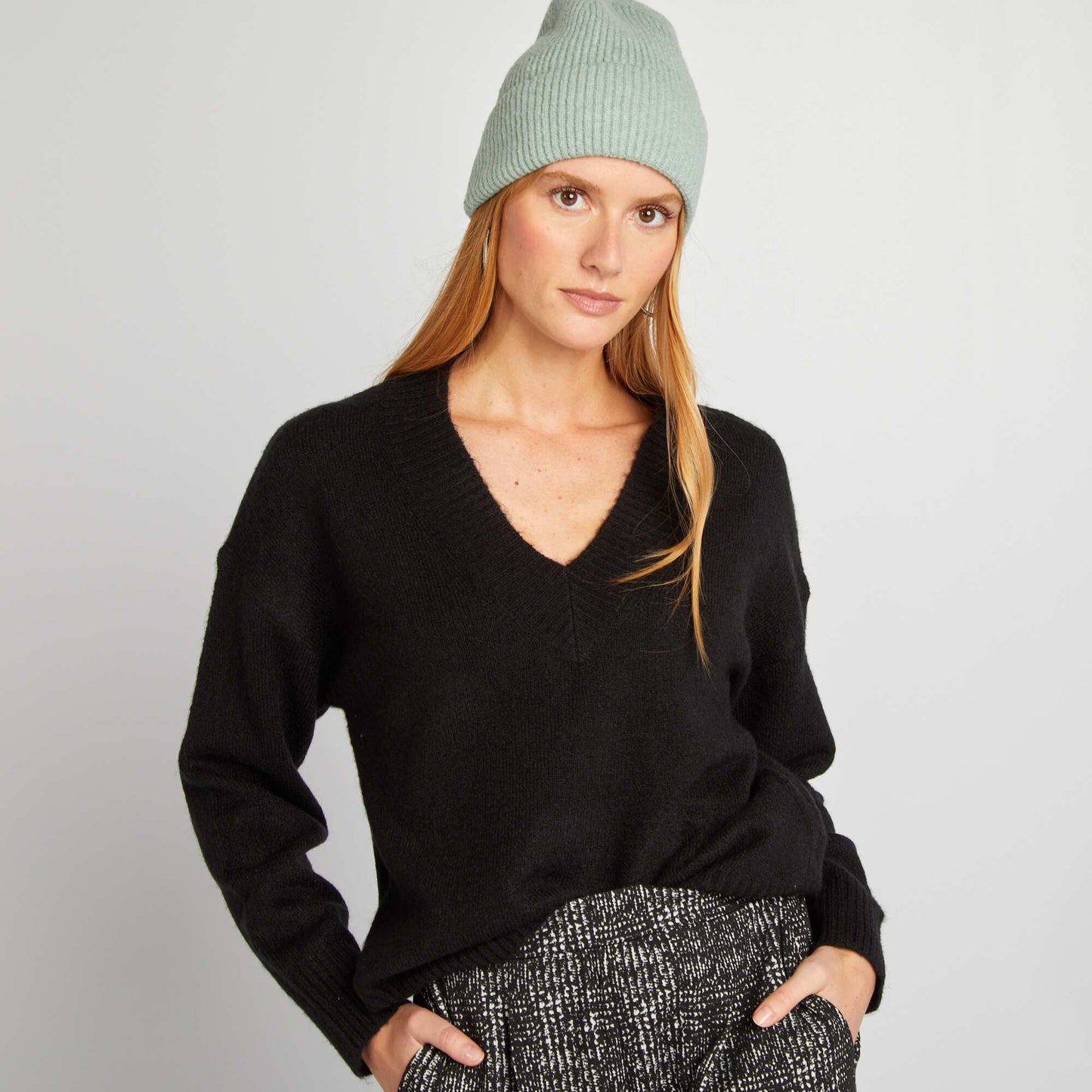 Pull en maille à col V noir