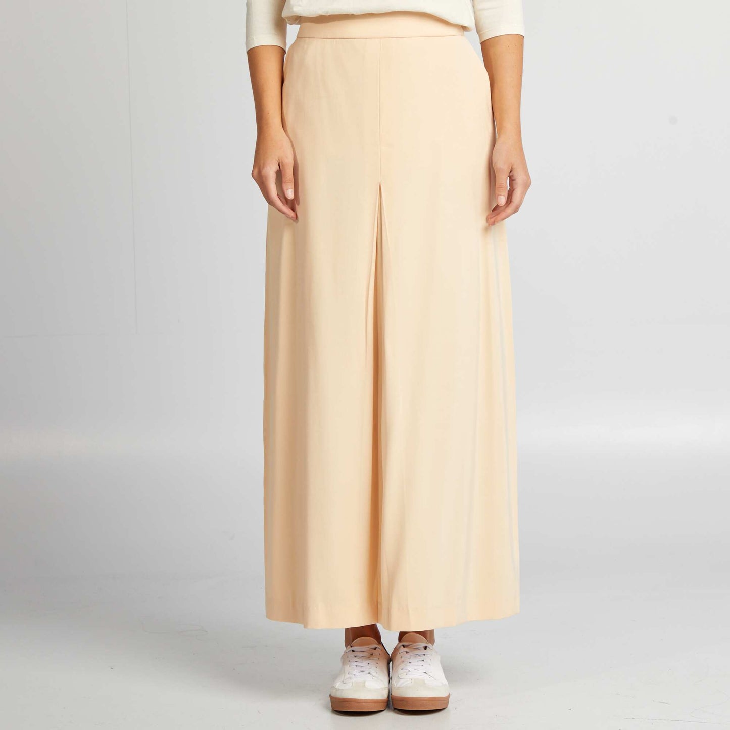 Jupe midi évasée Beige