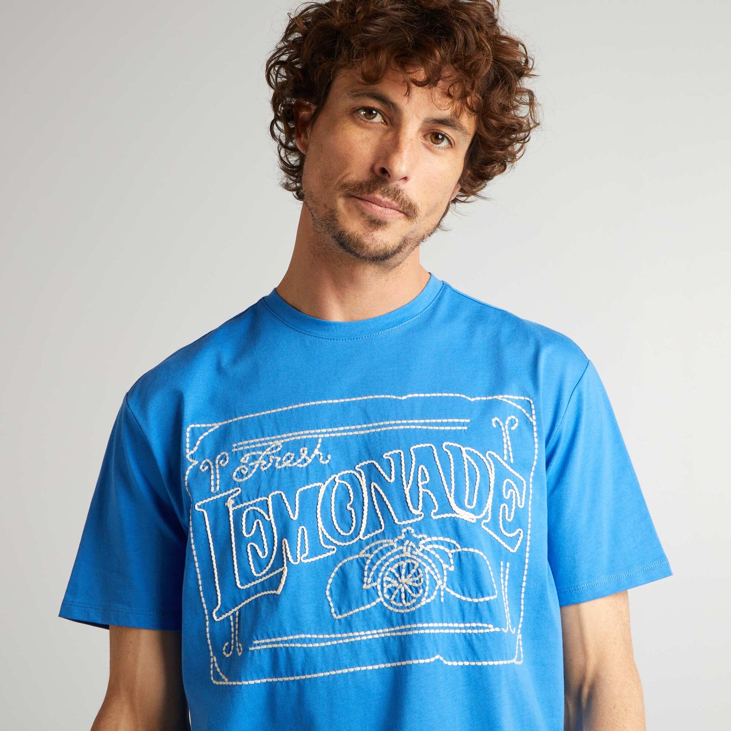 T-shirt en coton avec broderie Bleu