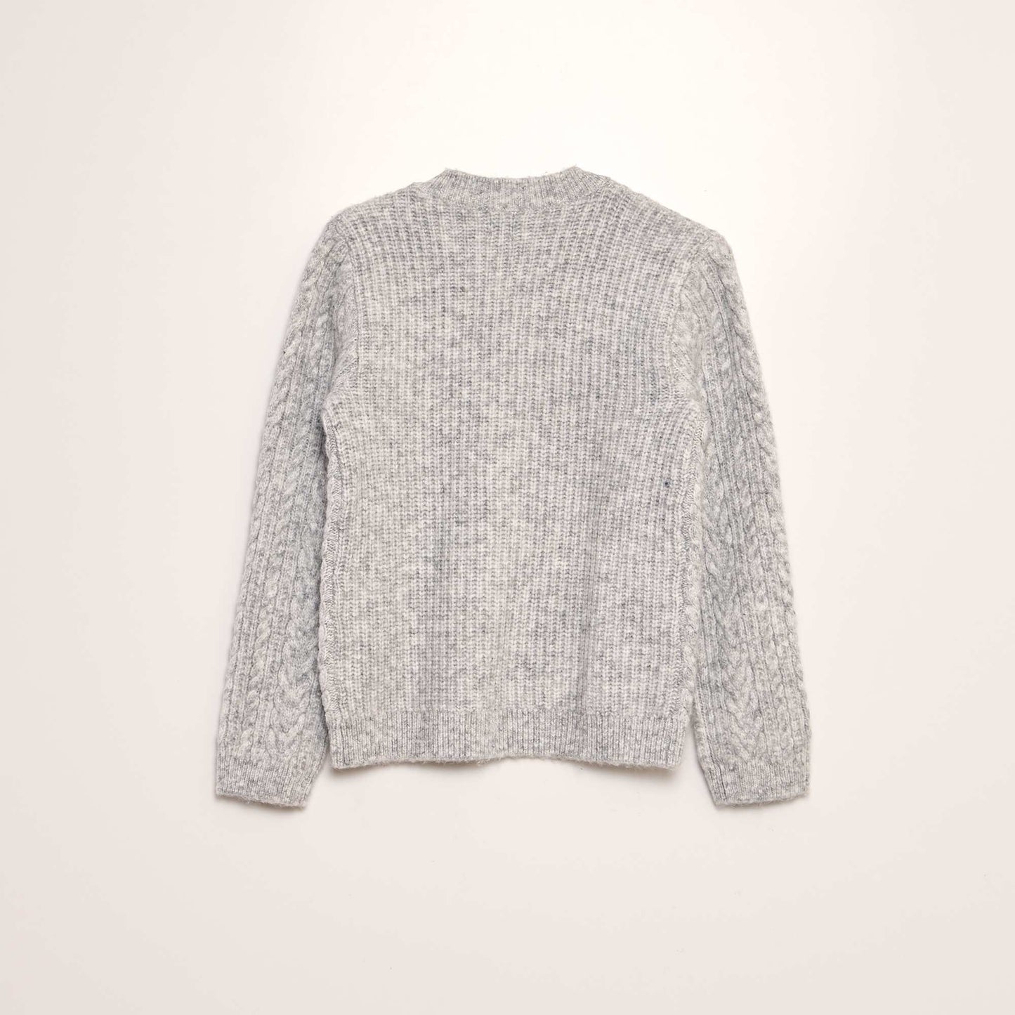 Pull en tricot col rond Gris