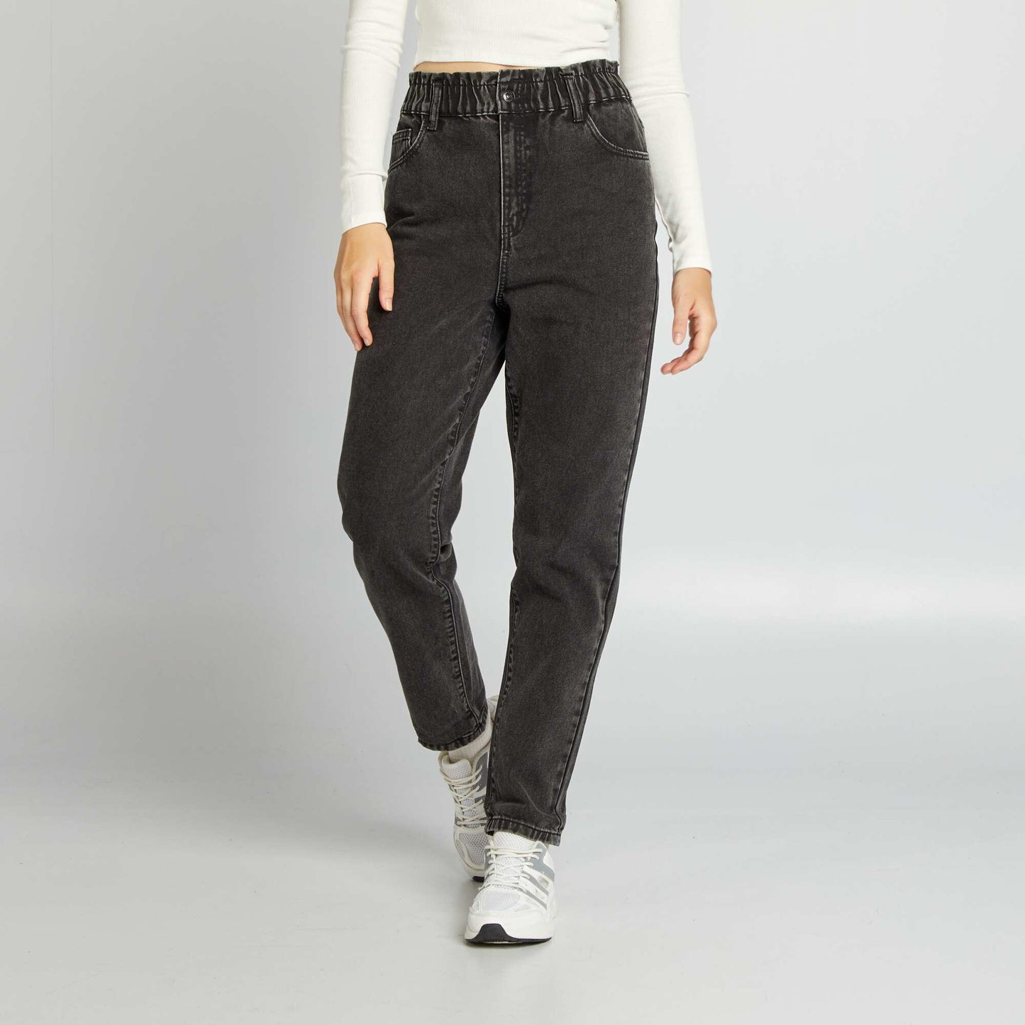 Pantalon denim coupe mom Gris