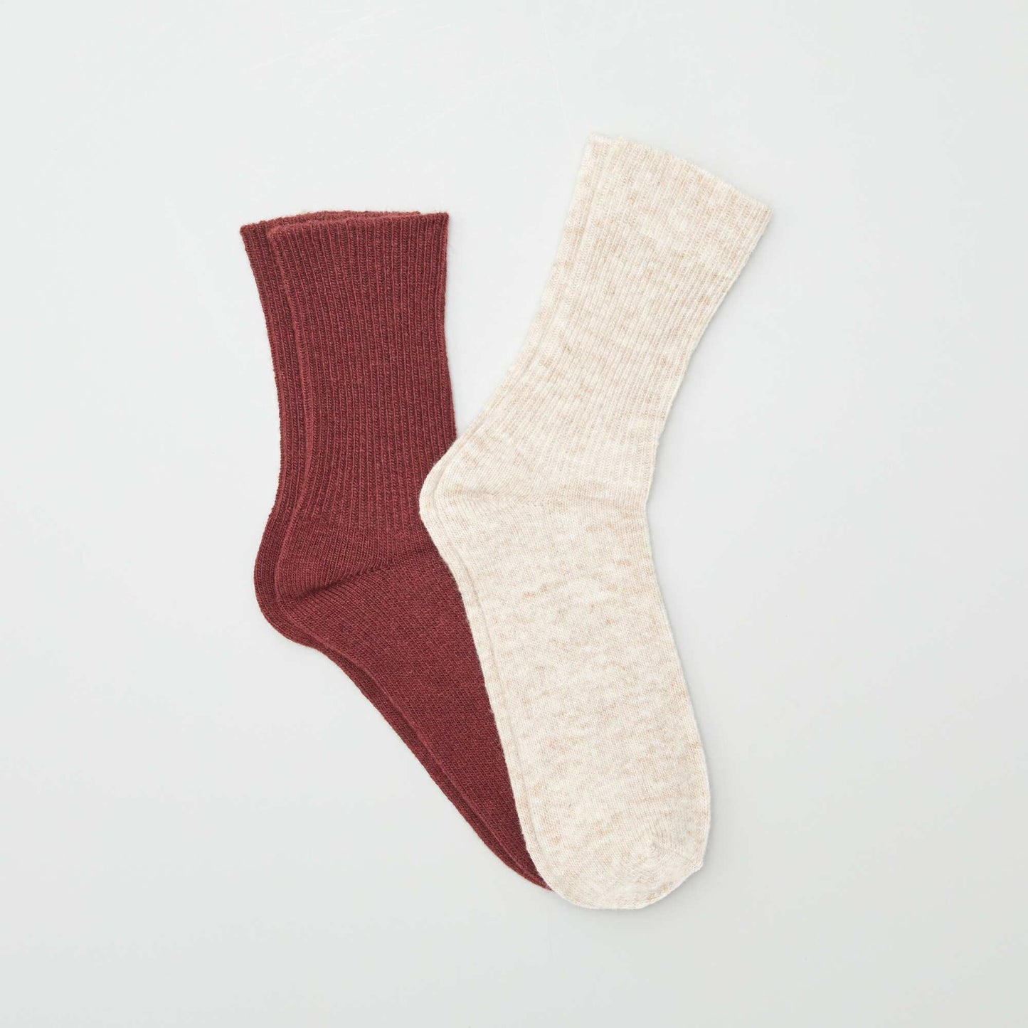 Chaussettes contenant de la laine Beige