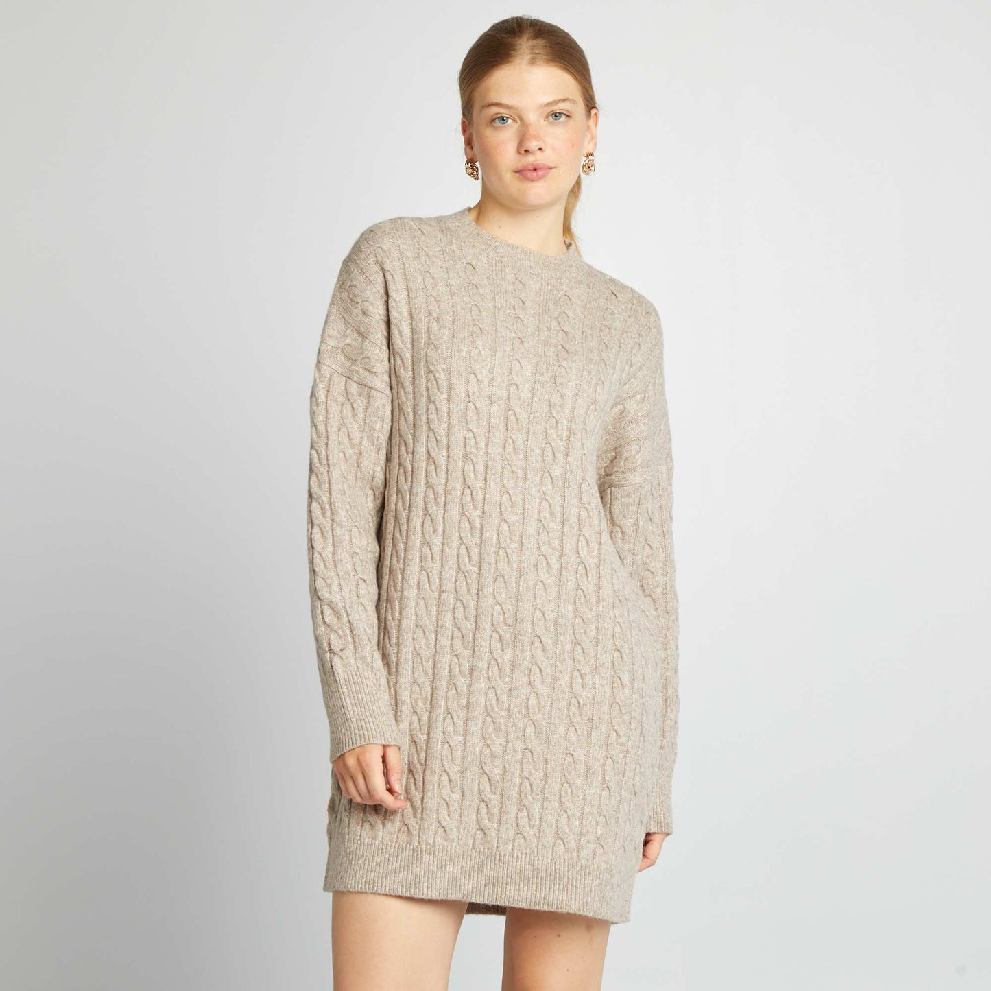 Robe pull en maille torsadée Beige