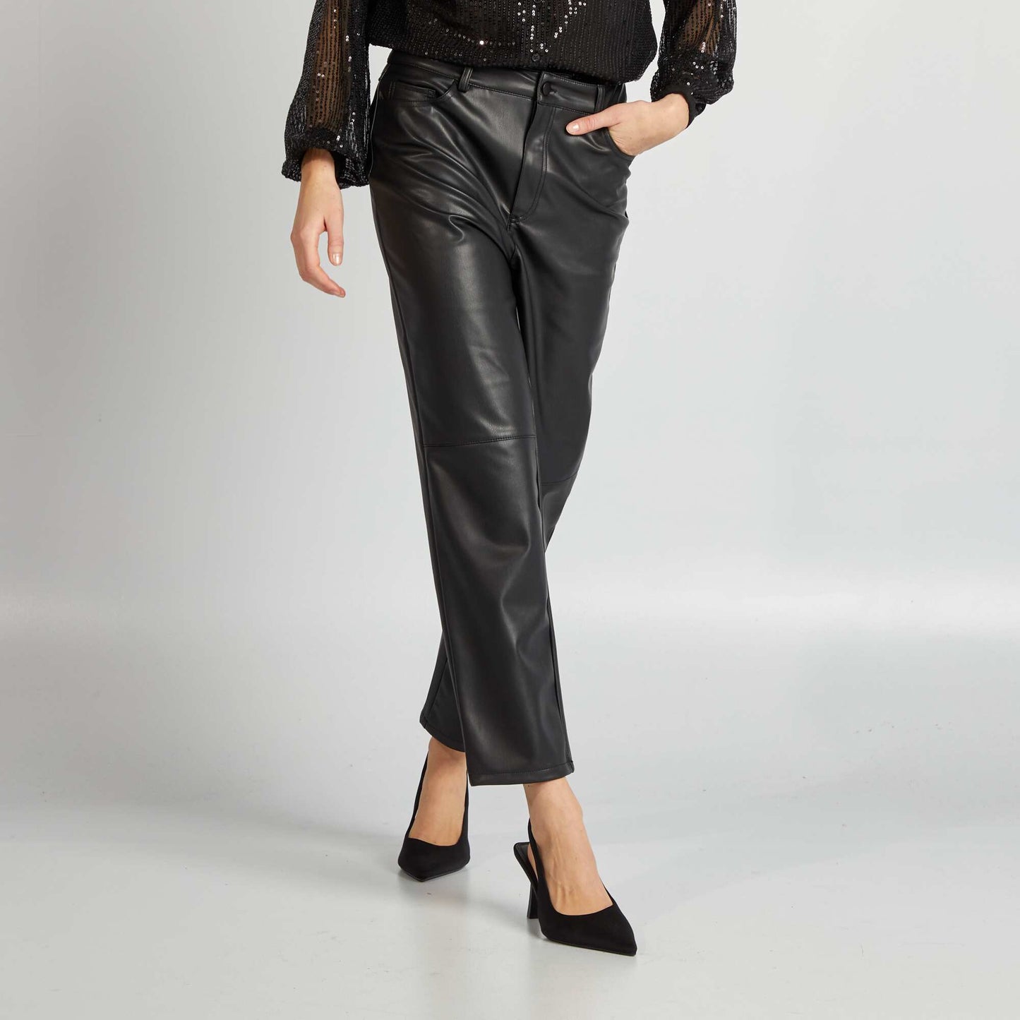 Pantalon droit en simili noir