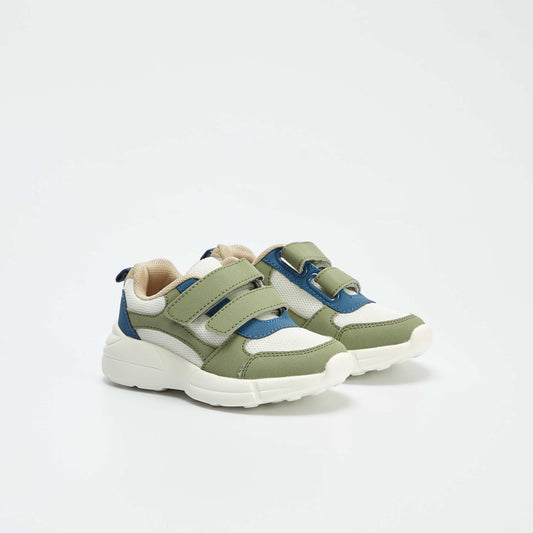 Baskets en simili et mesh Kaki