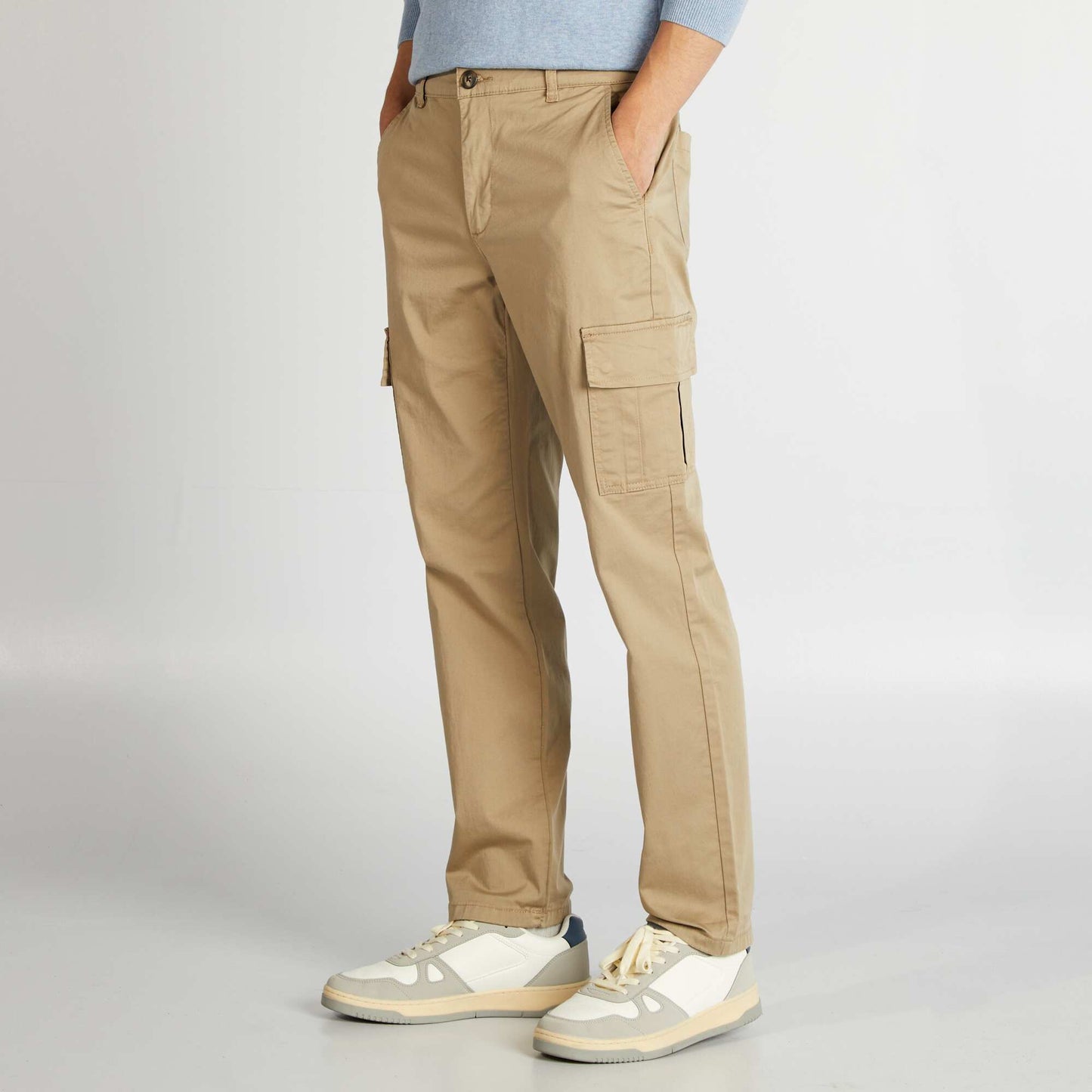 Pantalon multipoches coupe droite Beige