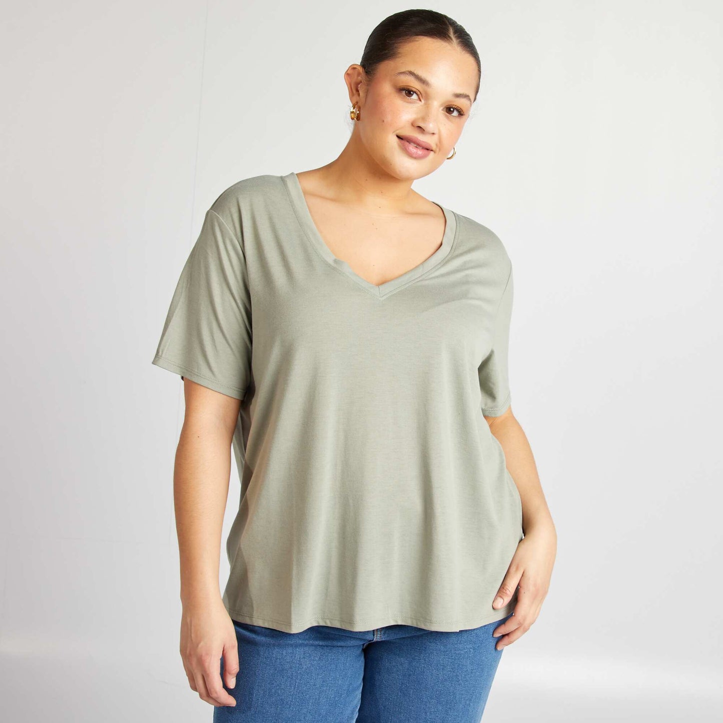 T-shirt basique uni col V VERT