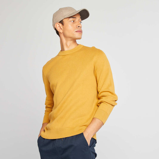 Pull col en maille fine jauge Moutarde